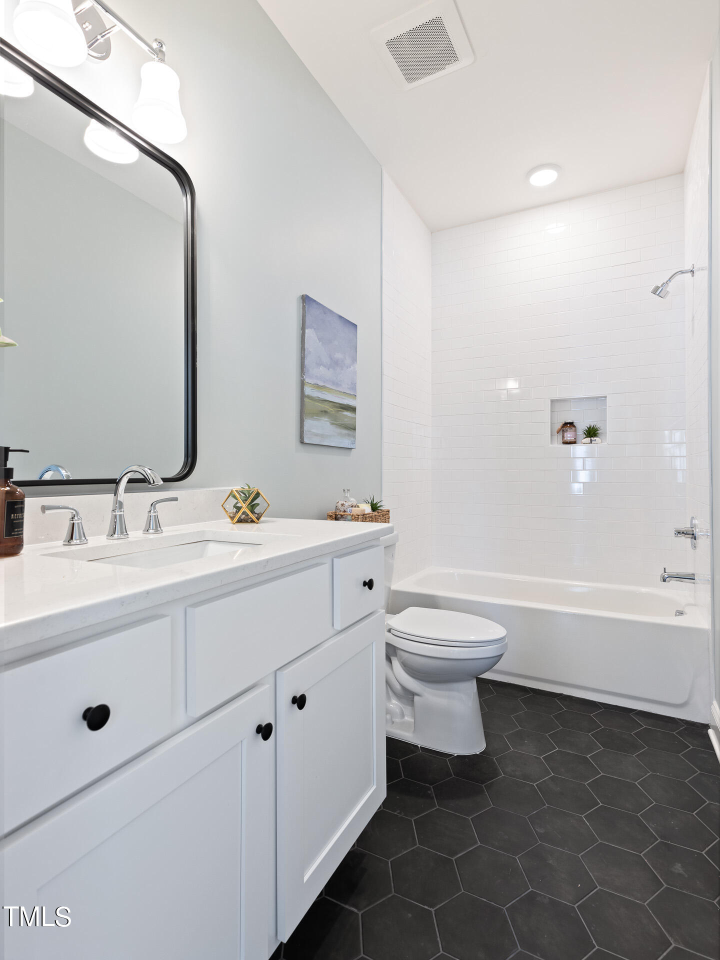 2810 Cascadilla Street