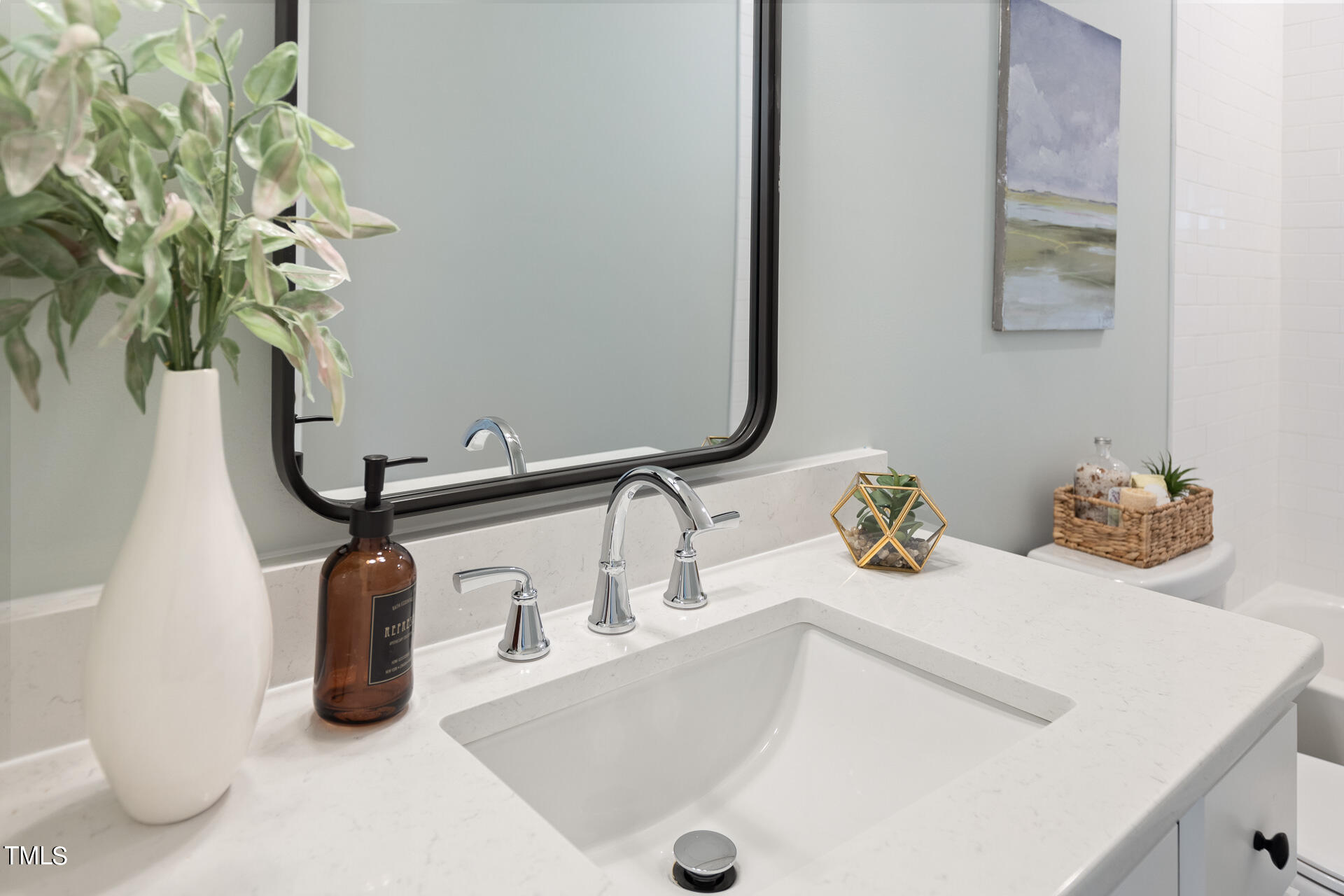 2810 Cascadilla Street