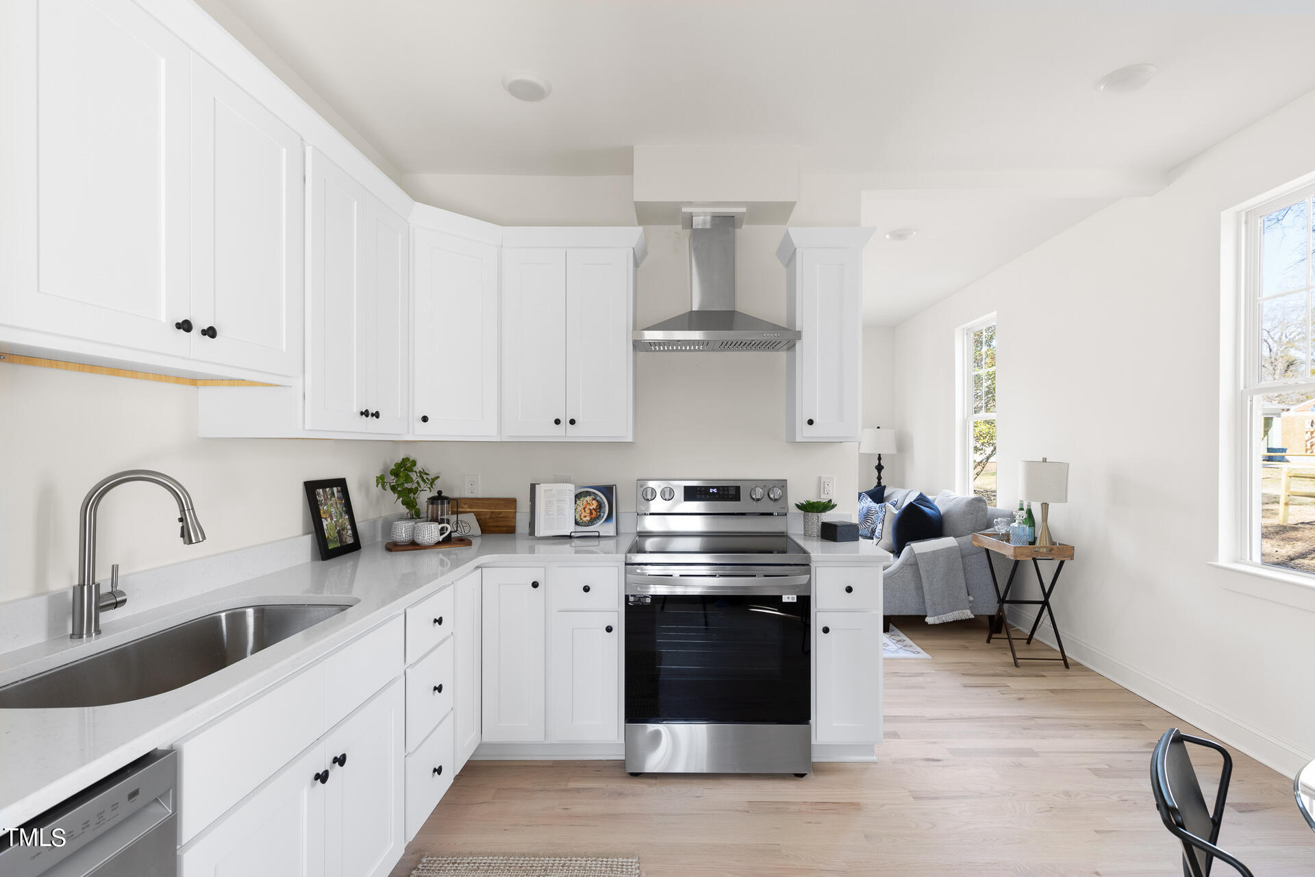 2810 Cascadilla Street