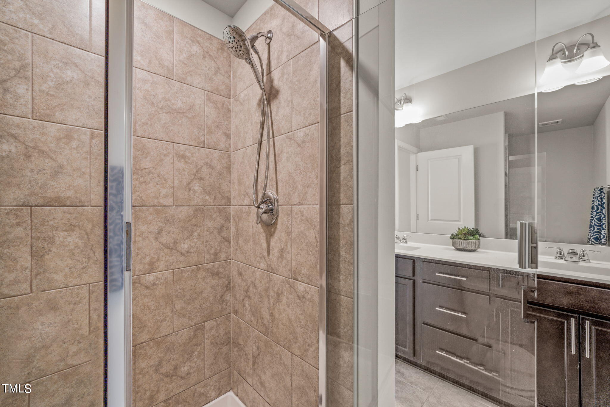 717 Shining Ray Lane