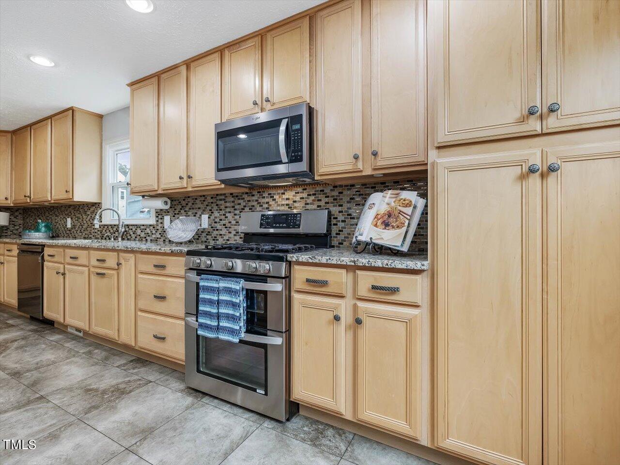 100 Wood Valley Court