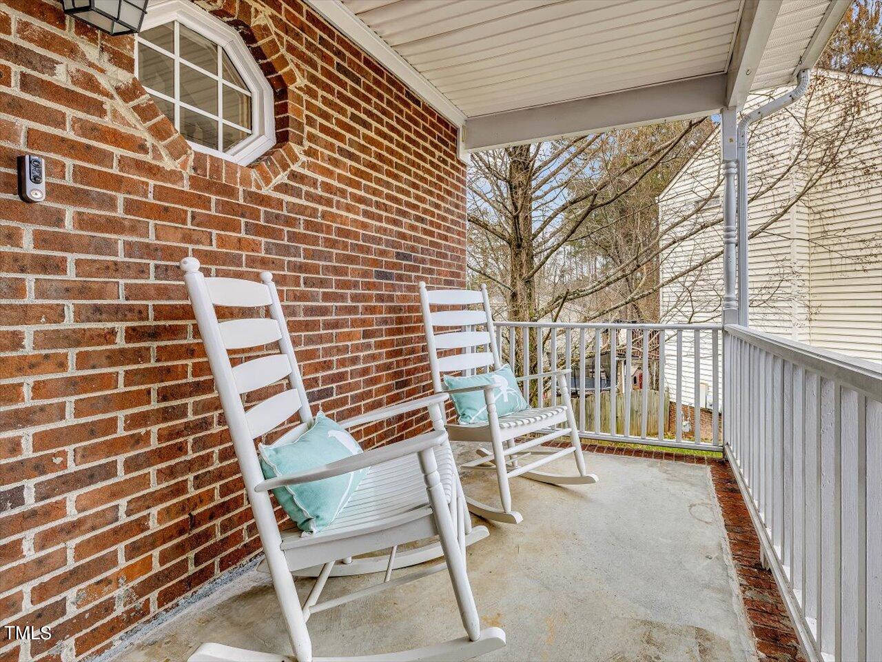 100 Wood Valley Court