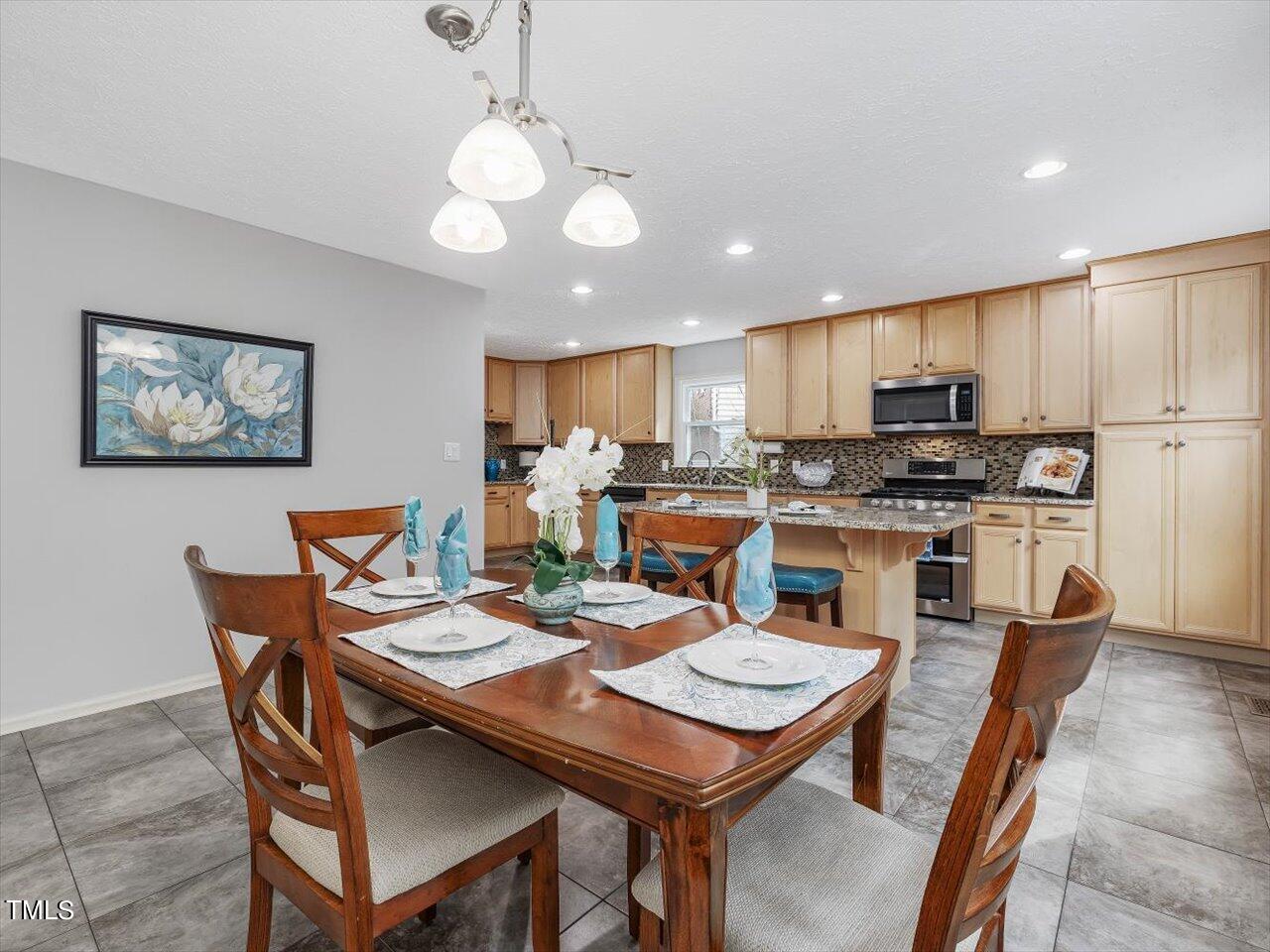 100 Wood Valley Court