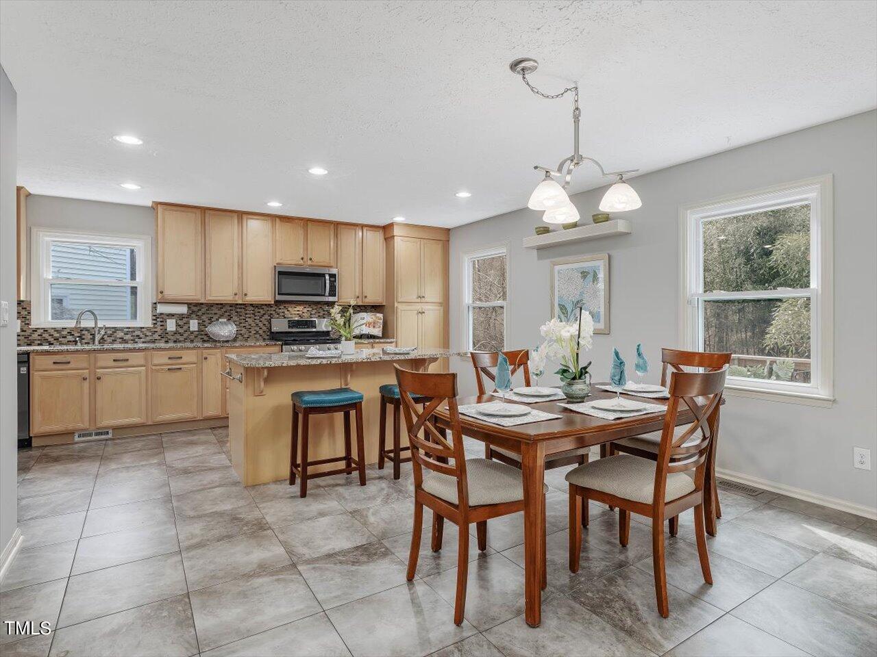 100 Wood Valley Court