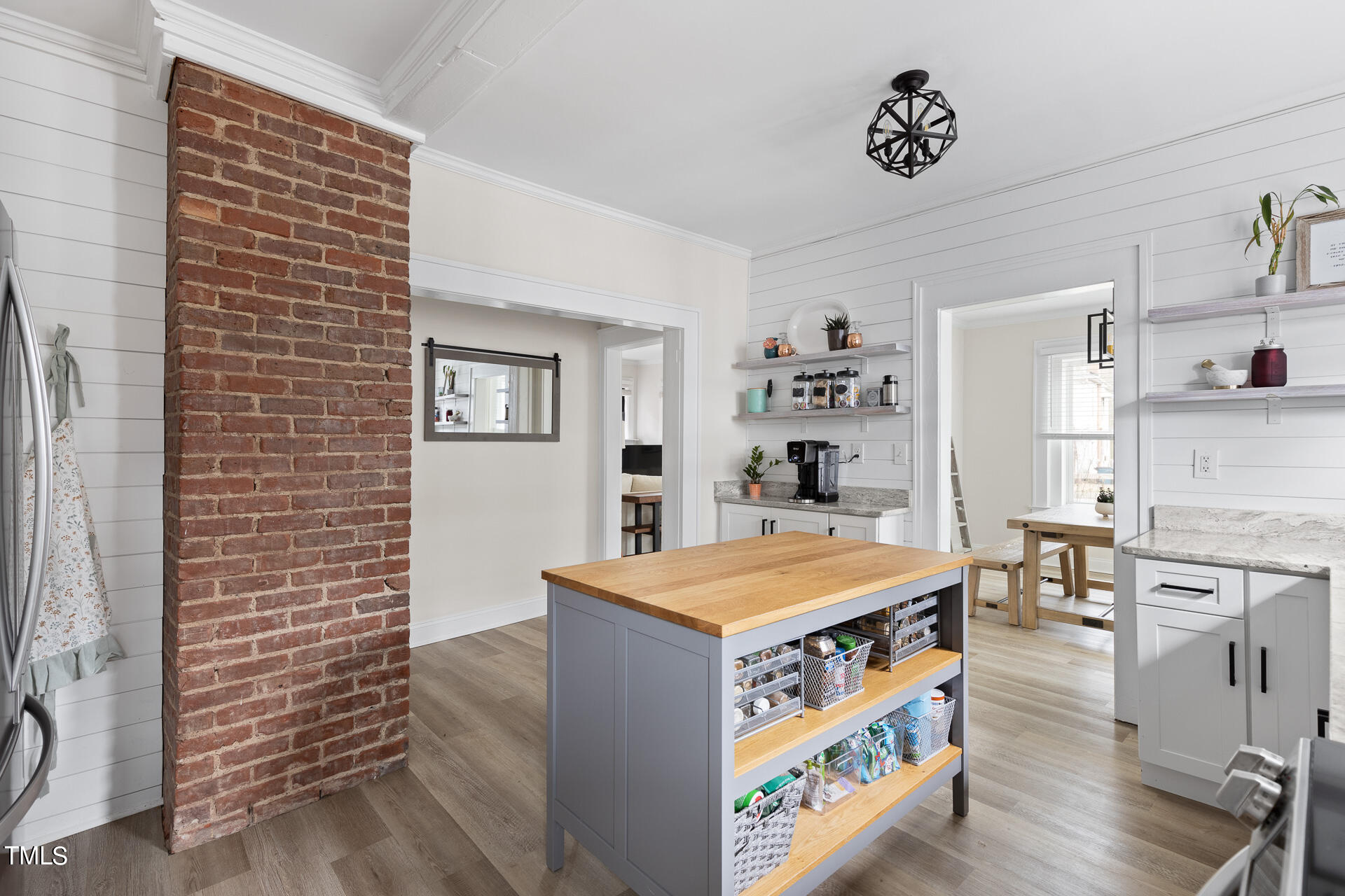403 Bon Air Avenue