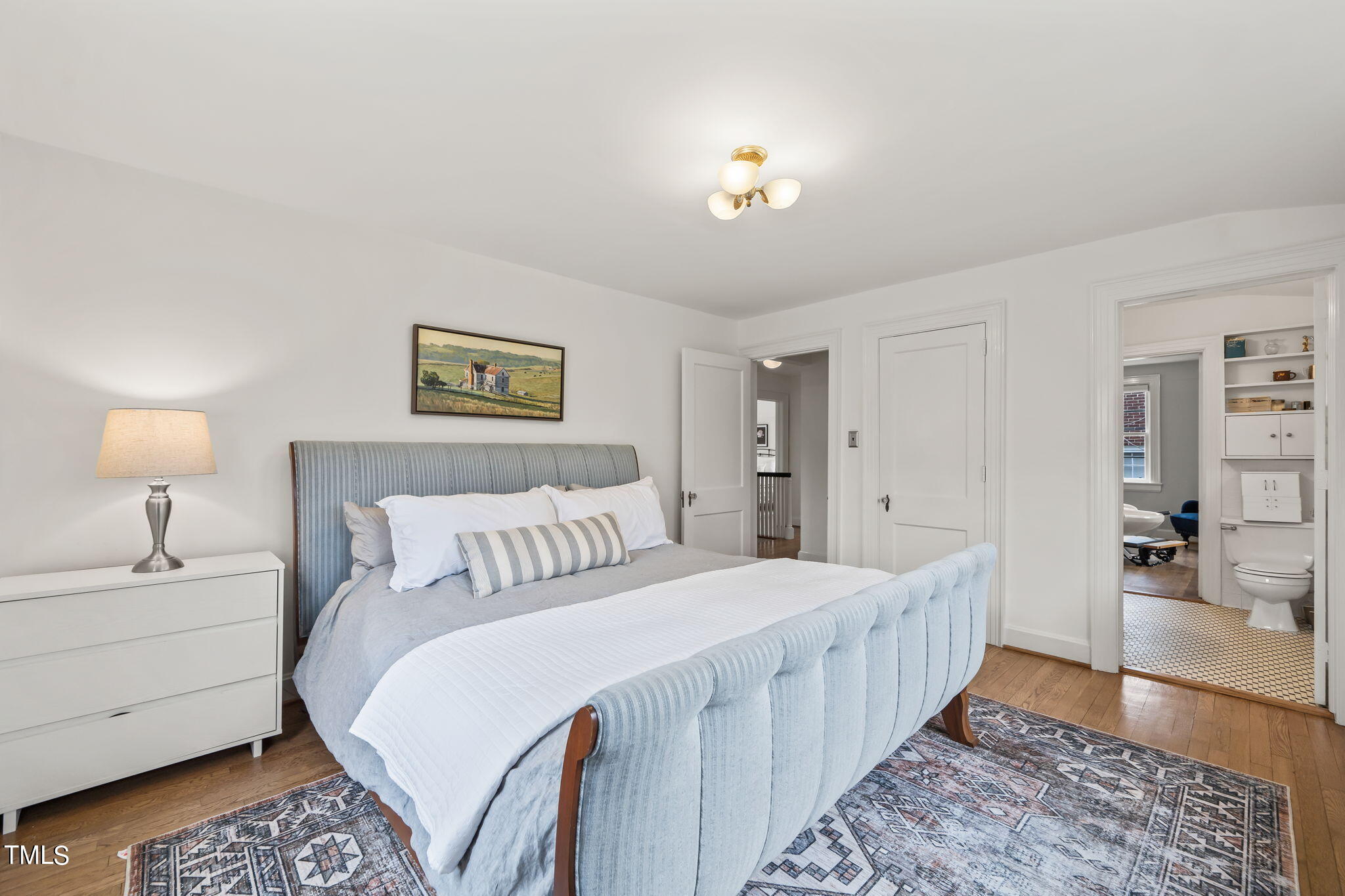 1017 W Markham Avenue