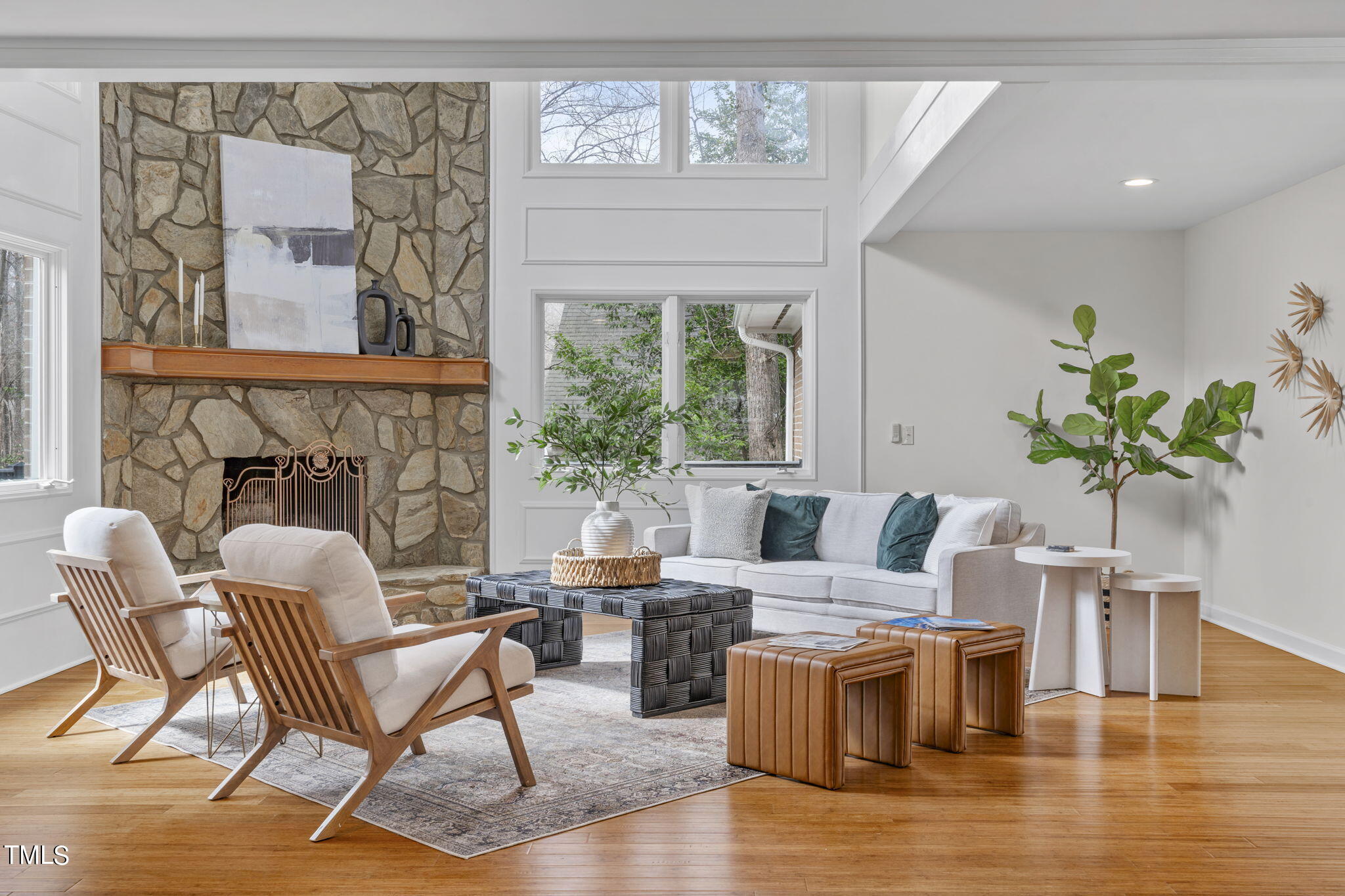 313 King George Loop