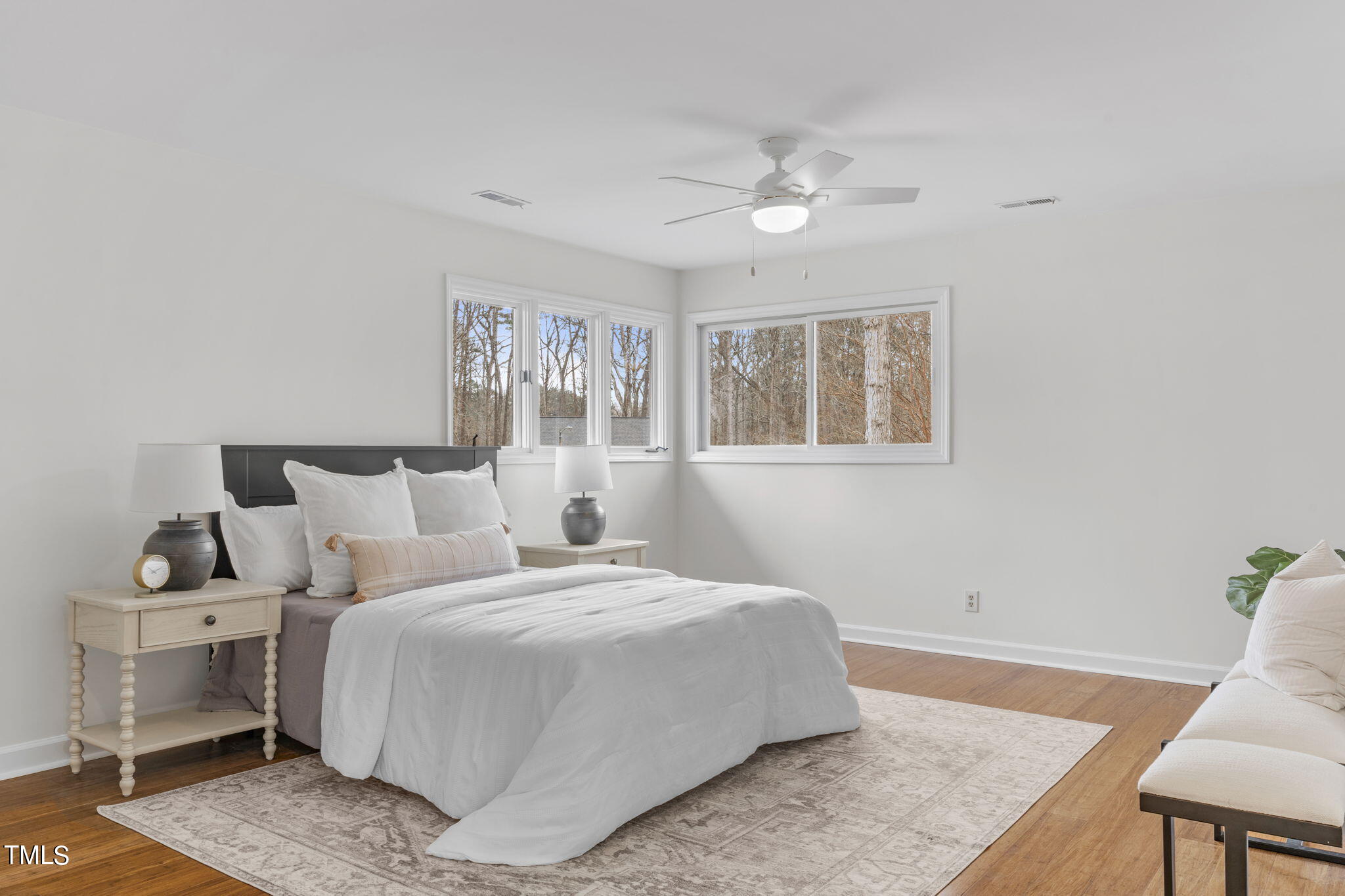 313 King George Loop