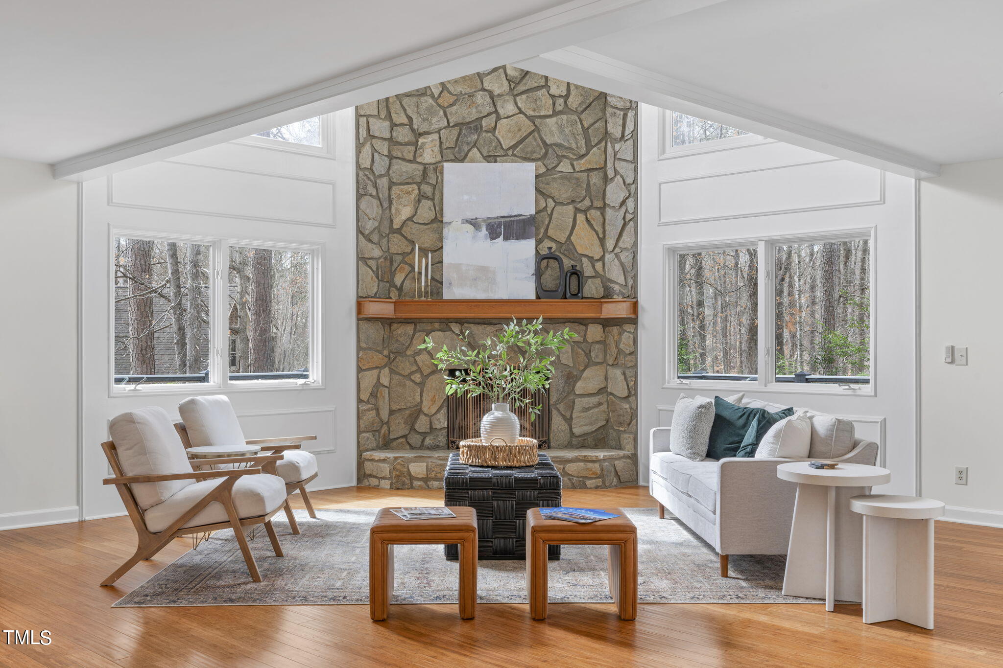 313 King George Loop