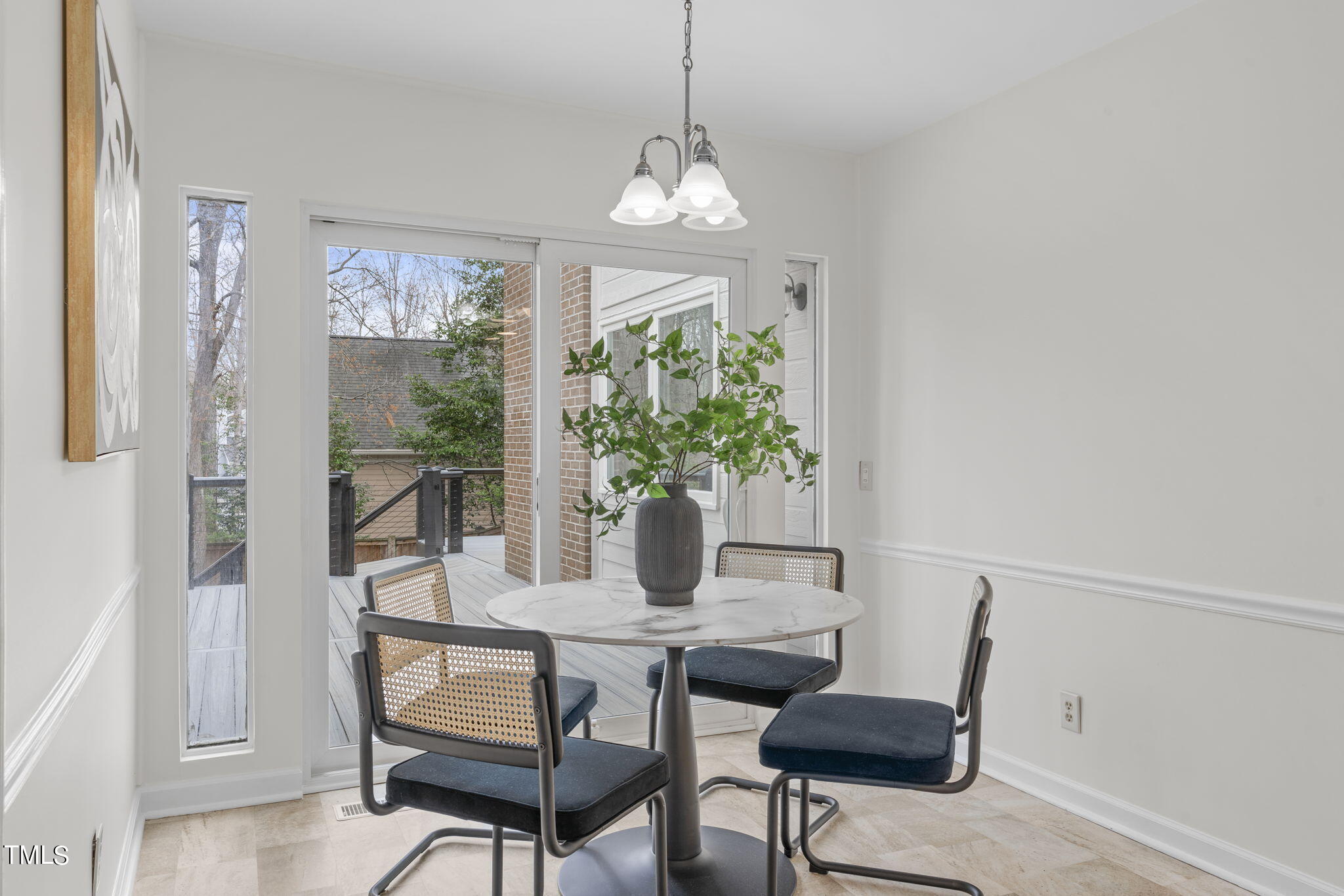 313 King George Loop
