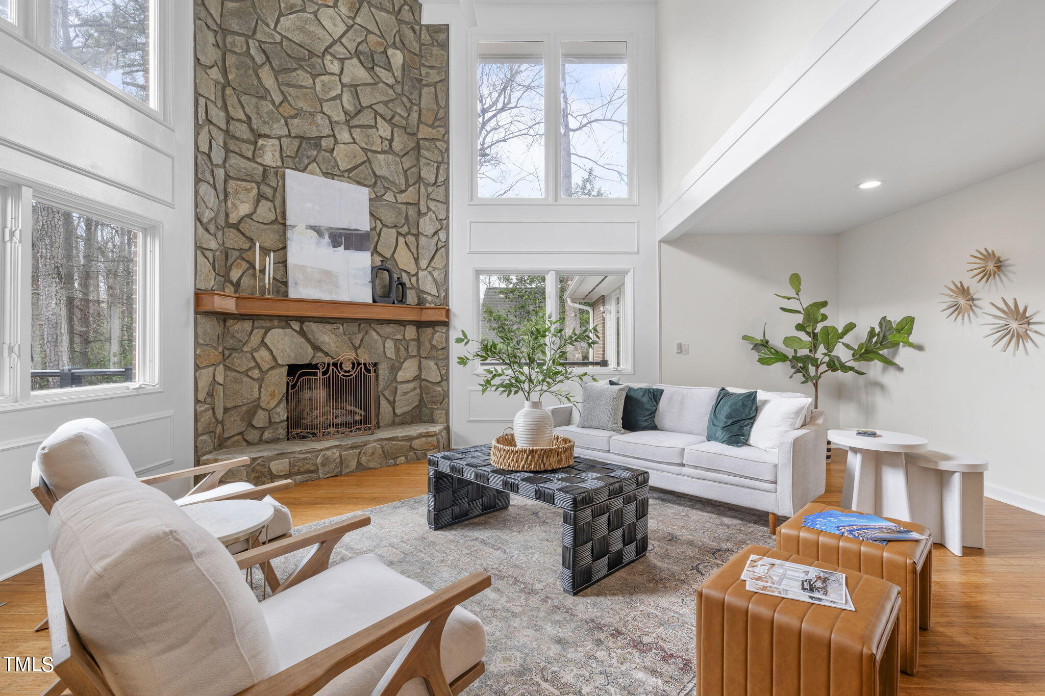 313 King George Loop