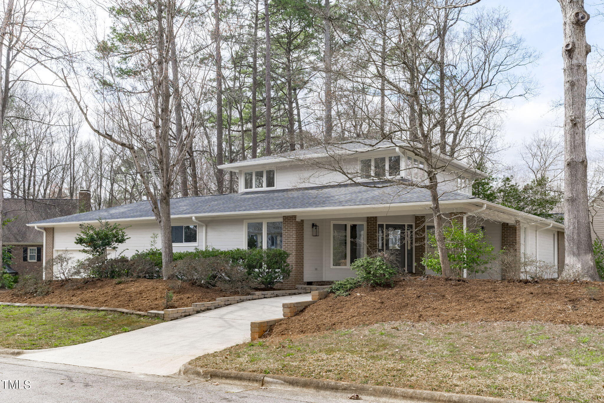 313 King George Loop