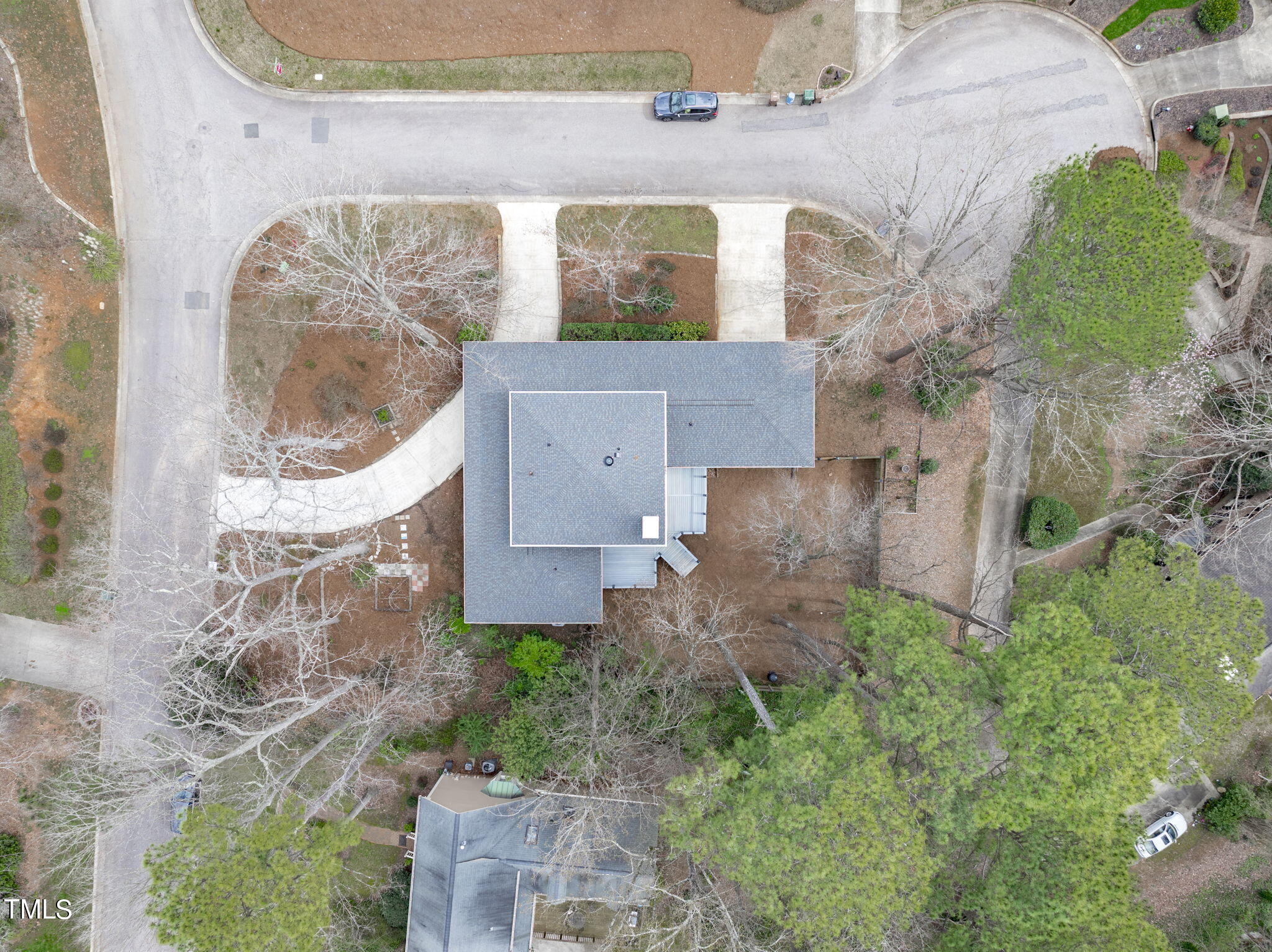 313 King George Loop
