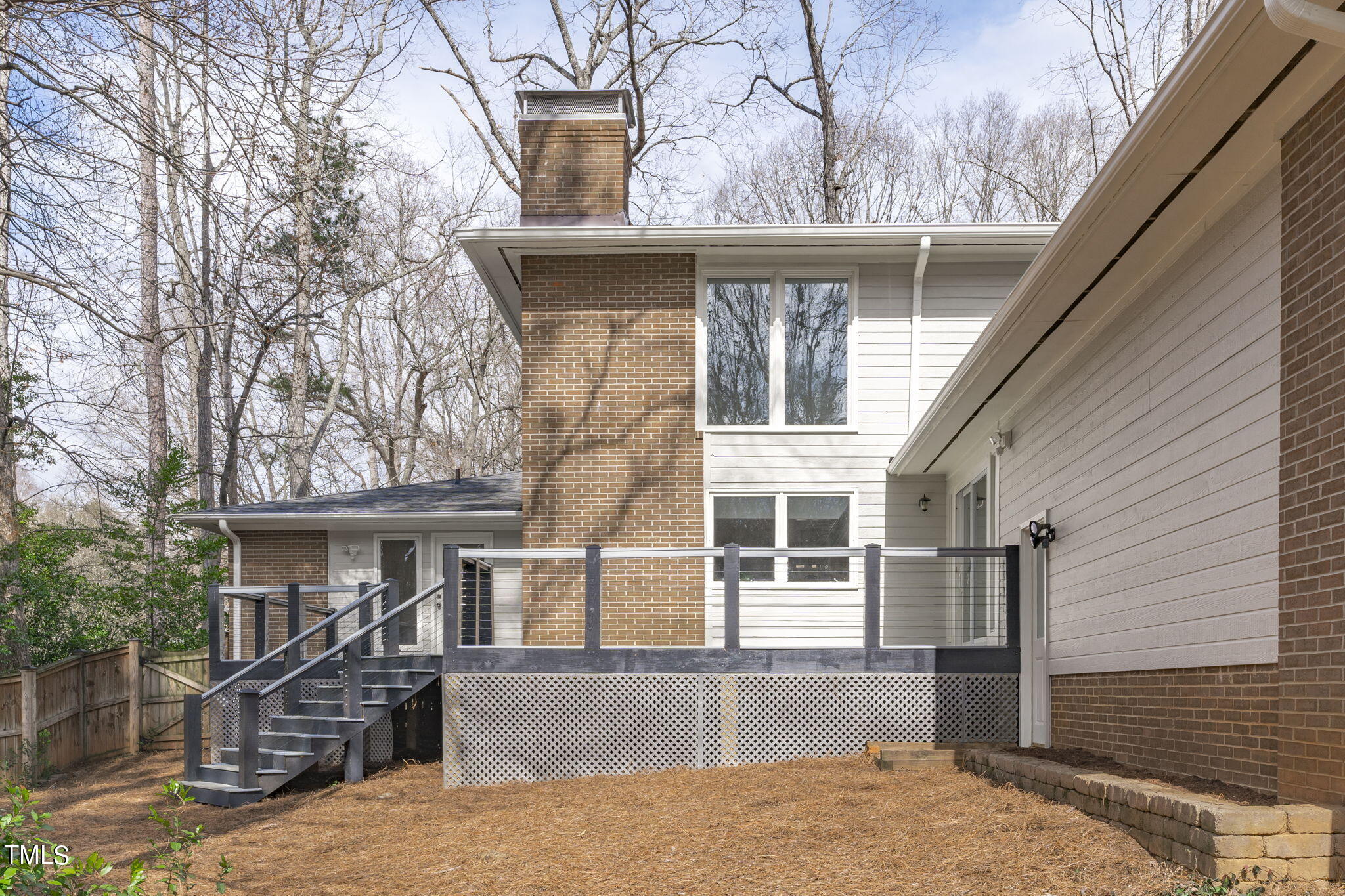313 King George Loop
