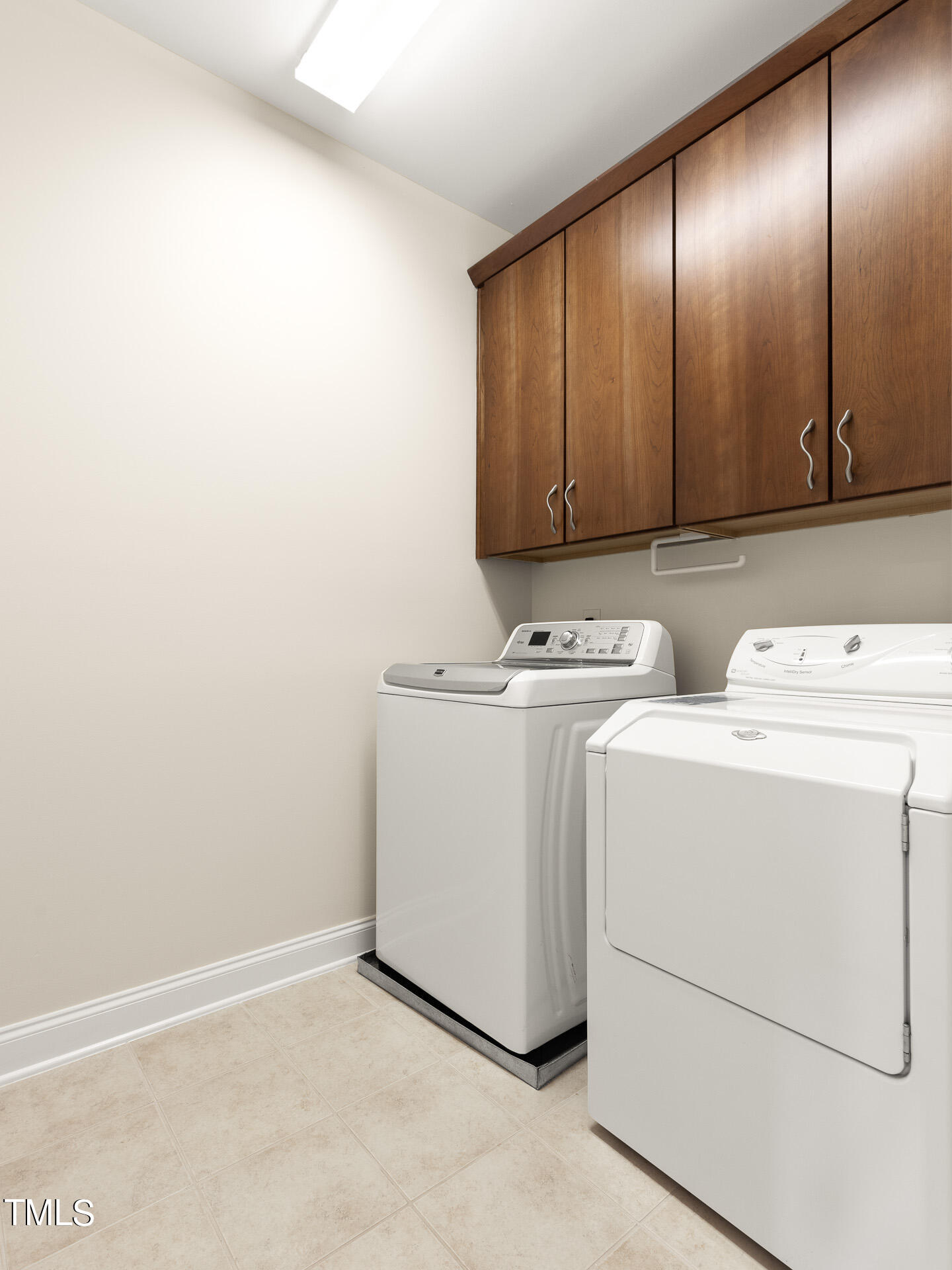 1253 Great Ridge Parkway