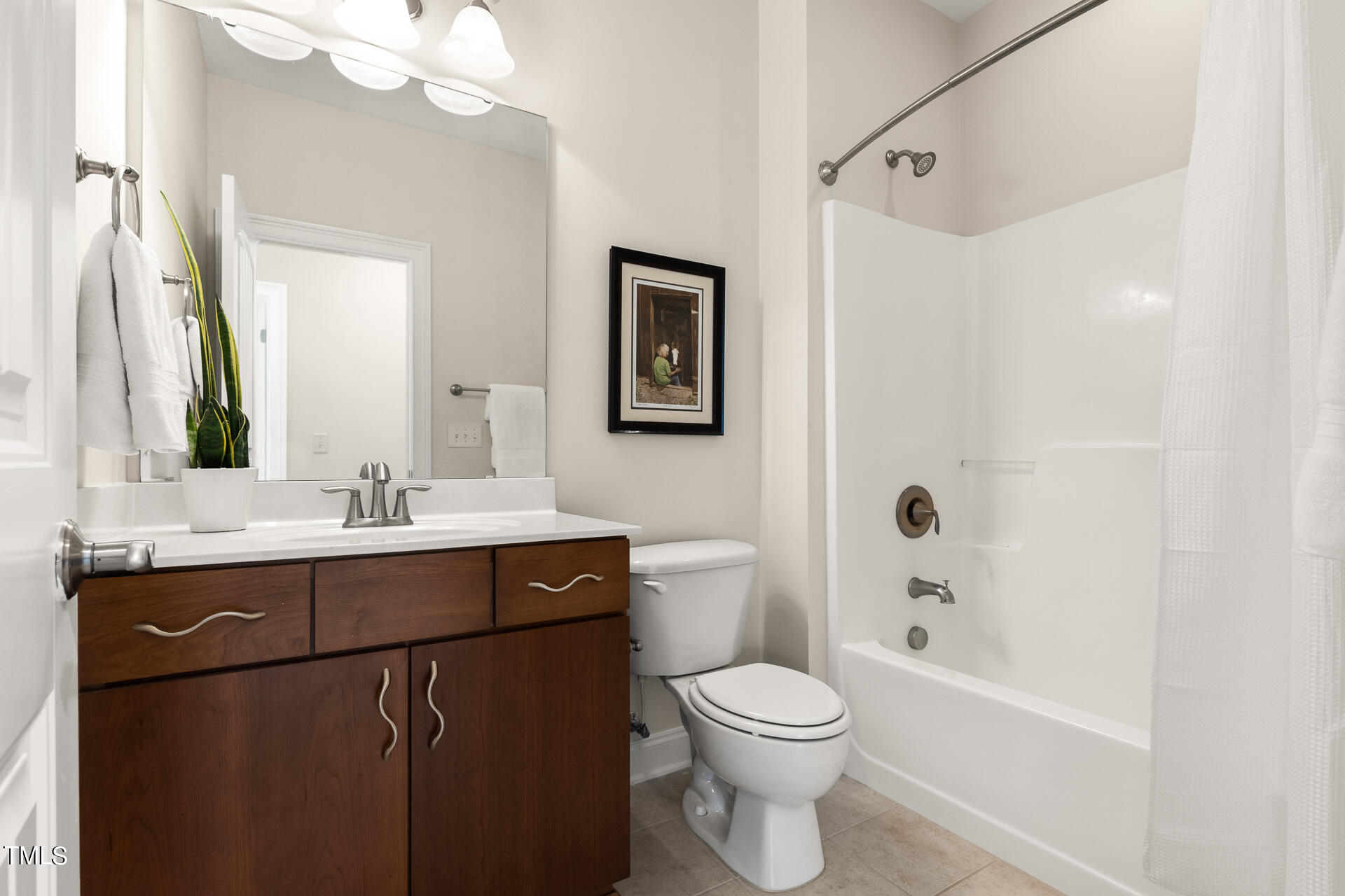 1253 Great Ridge Parkway