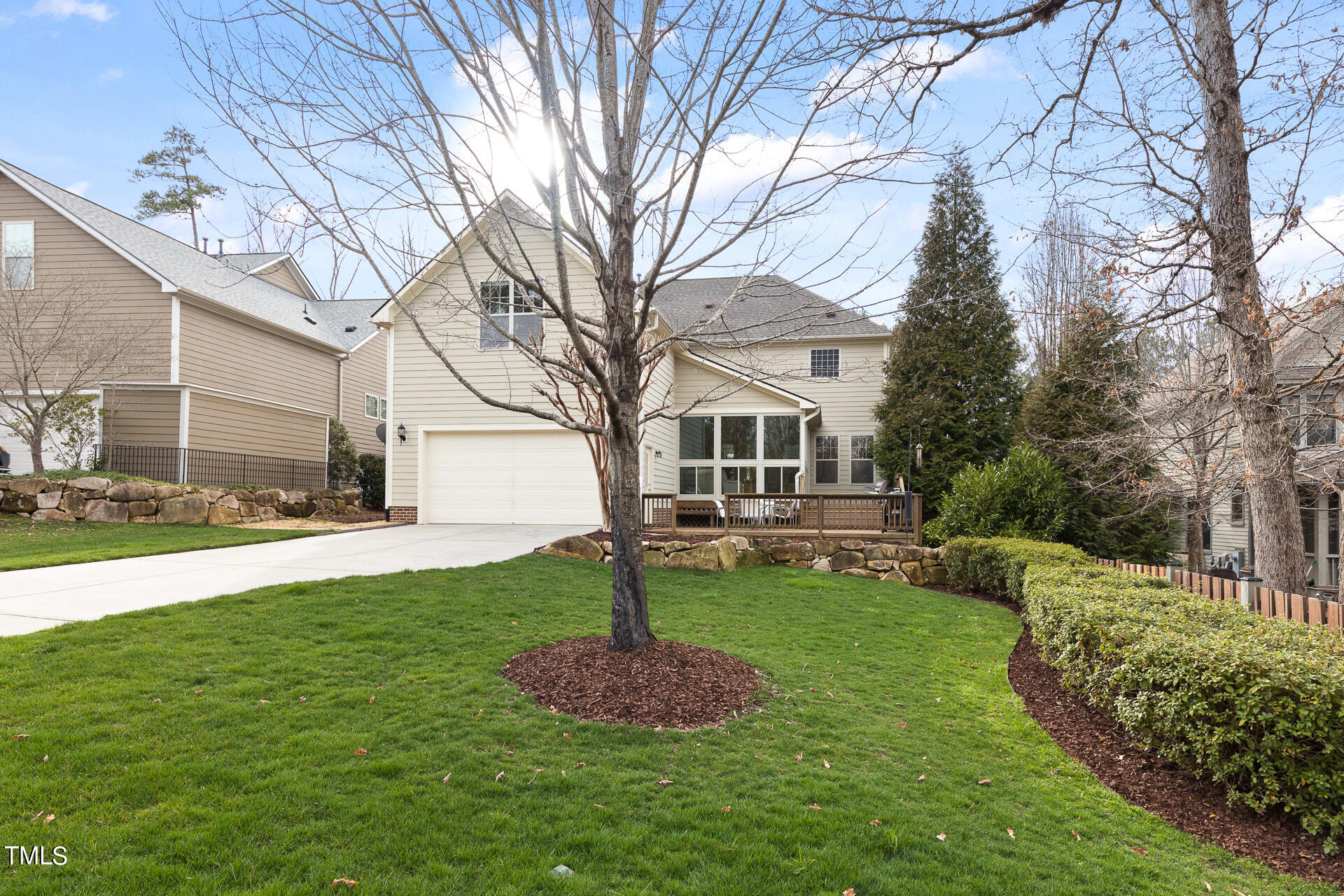 1253 Great Ridge Parkway