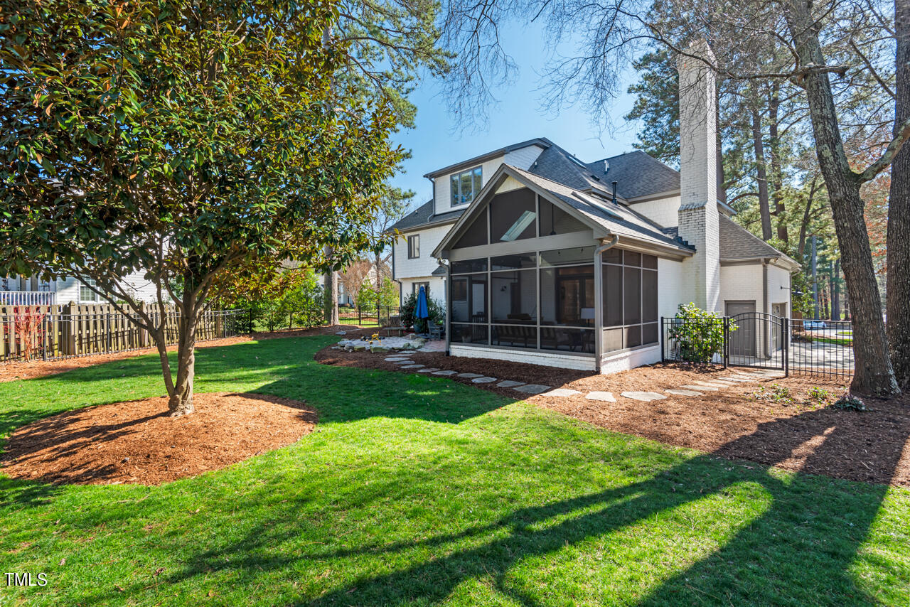 2 Worcester Place