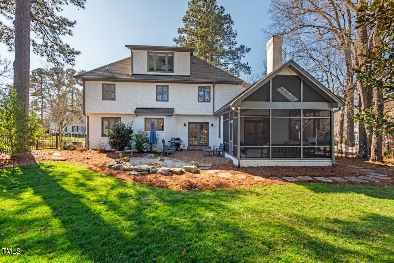 2 Worcester Place