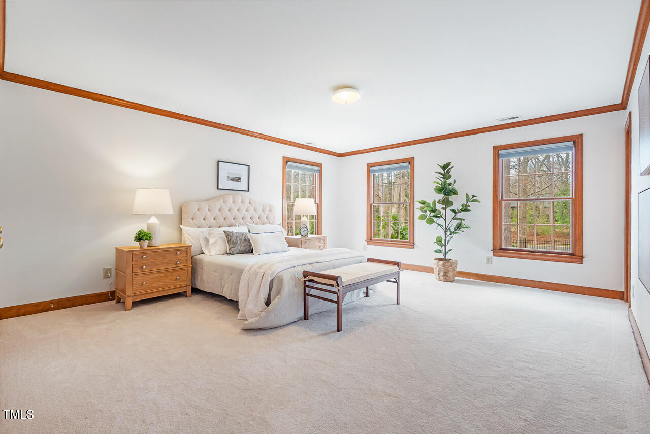 204 Longwood Drive