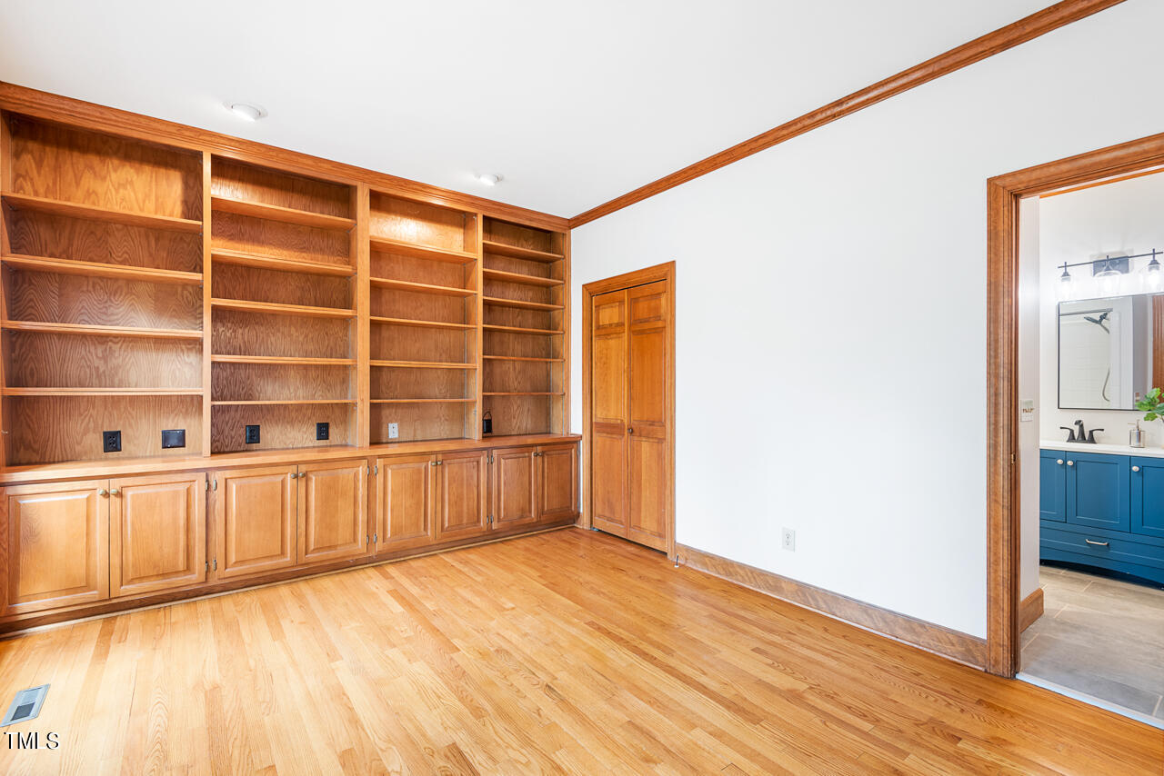 204 Longwood Drive