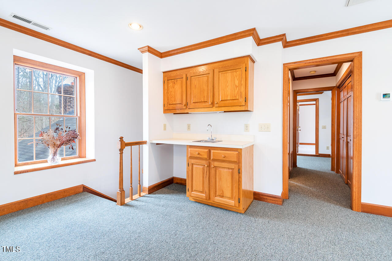 204 Longwood Drive
