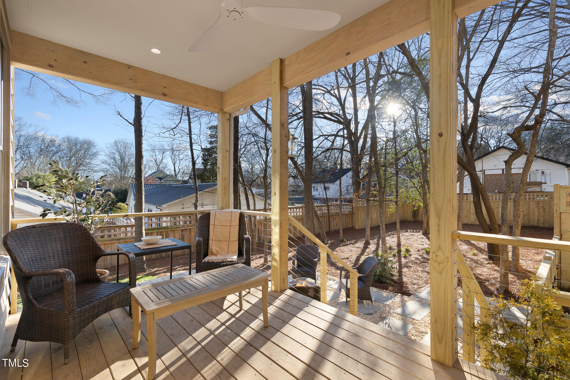 208b E Trinity Avenue