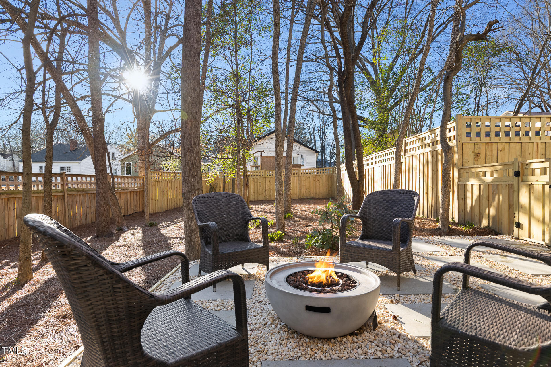 208b E Trinity Avenue