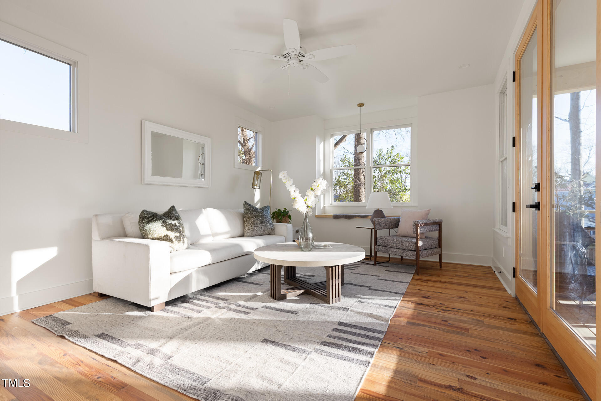 208b E Trinity Avenue