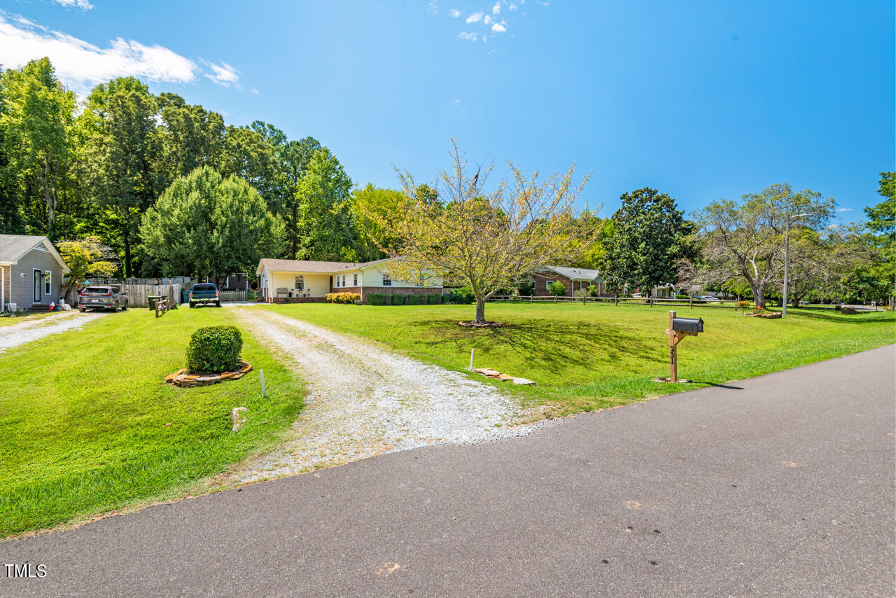 231 Tracy Trail