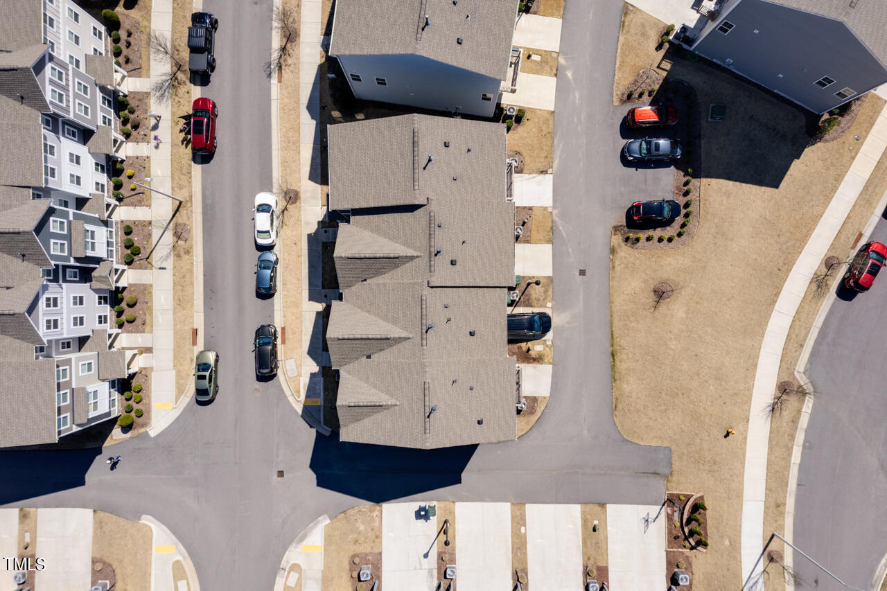 5943 Illuminate Avenue