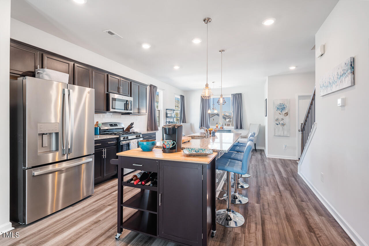 5943 Illuminate Avenue