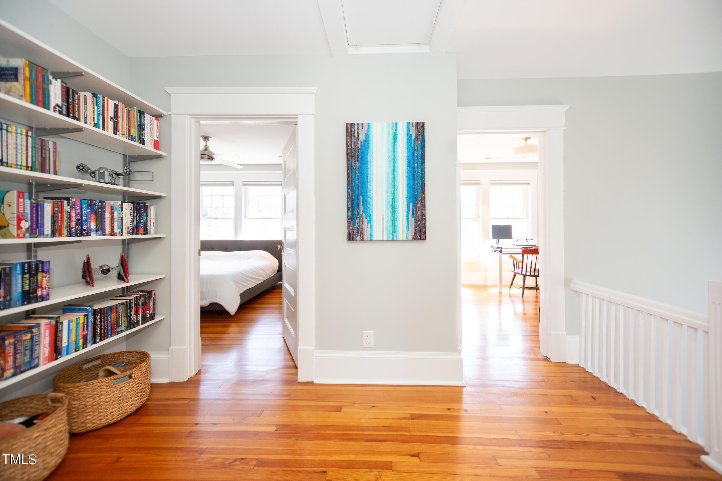 120 W Lynch Street