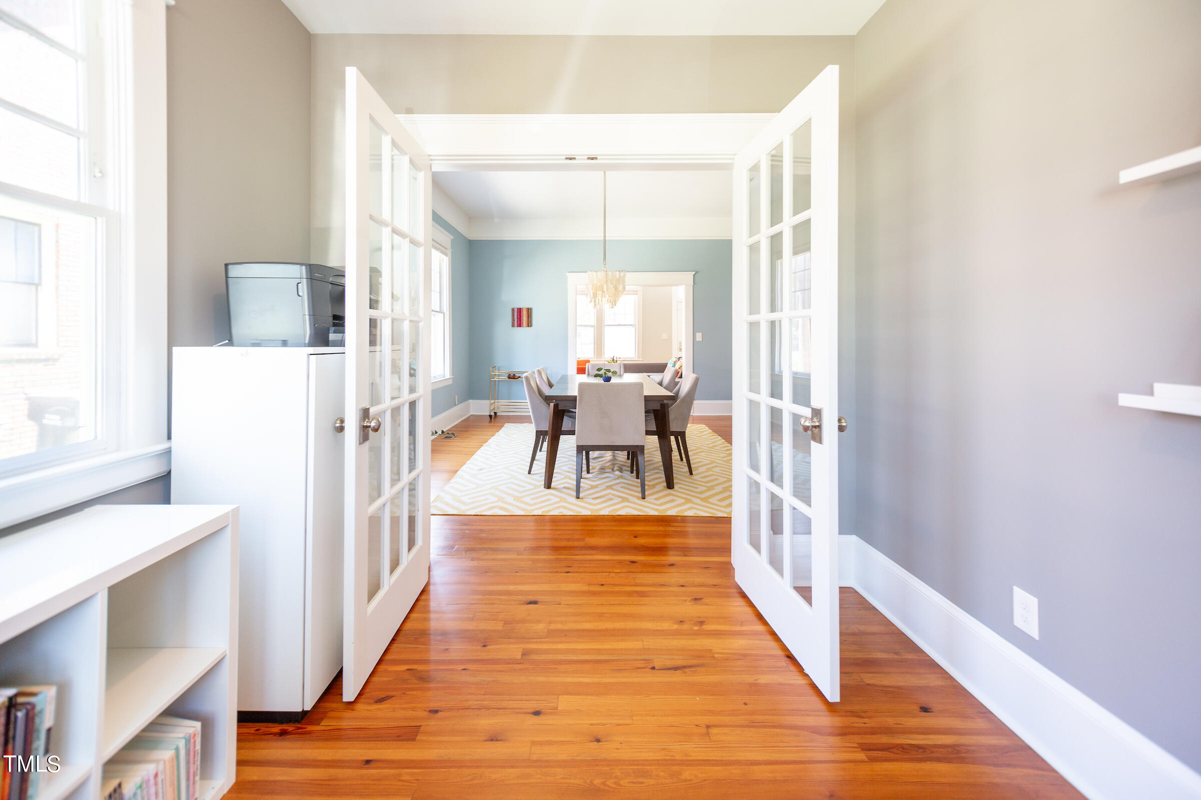 120 W Lynch Street