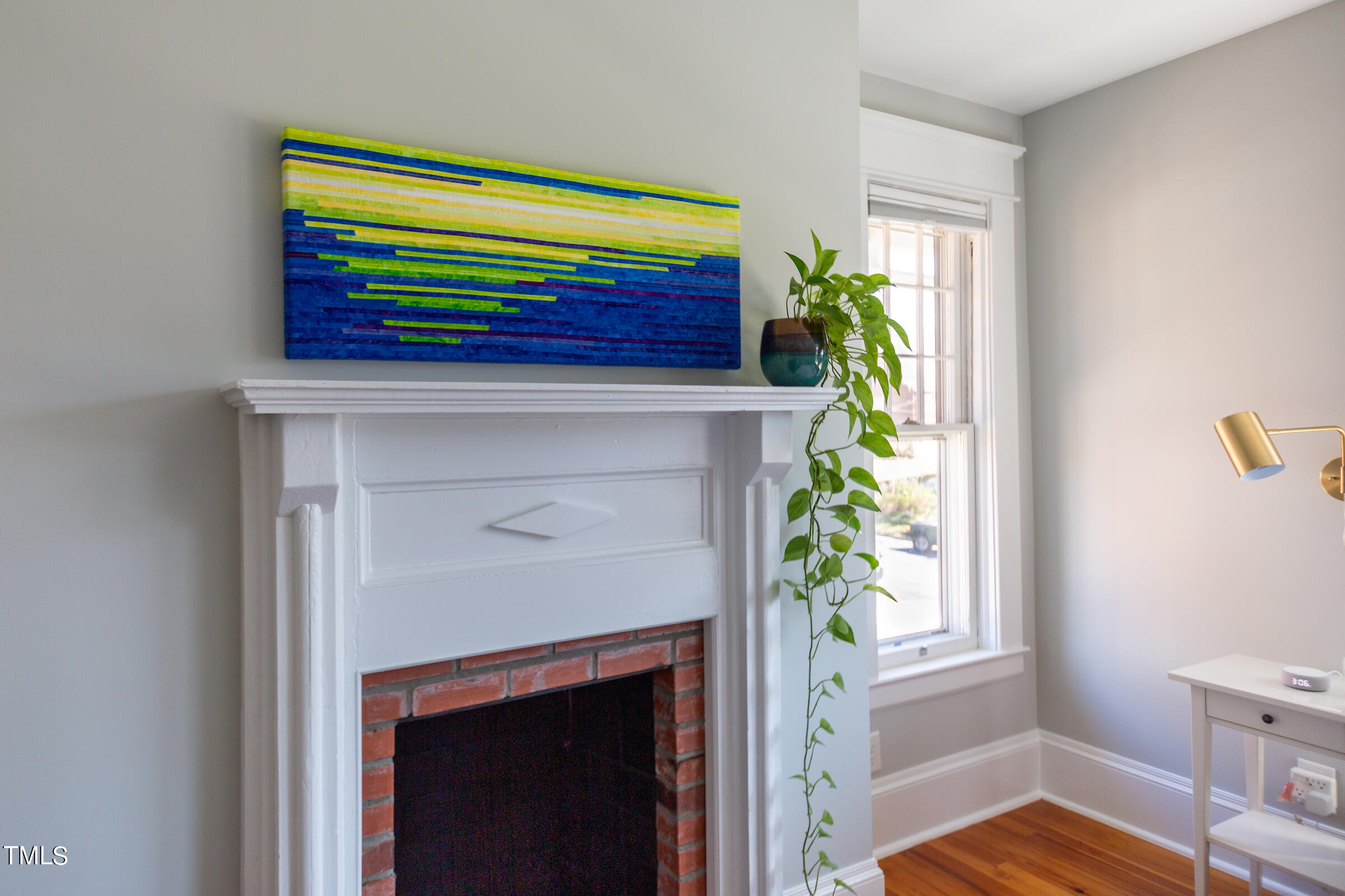 120 W Lynch Street