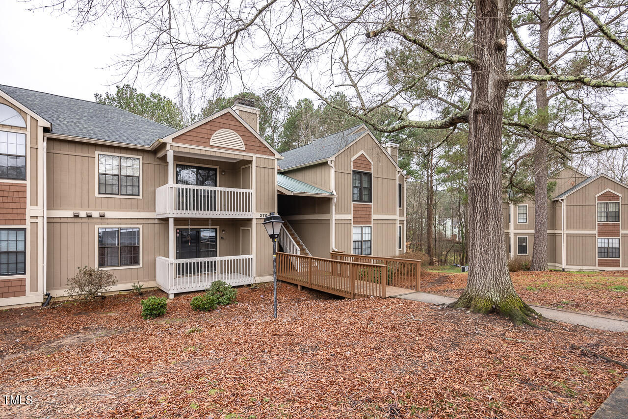 3704 Chimney Ridge Place # 104