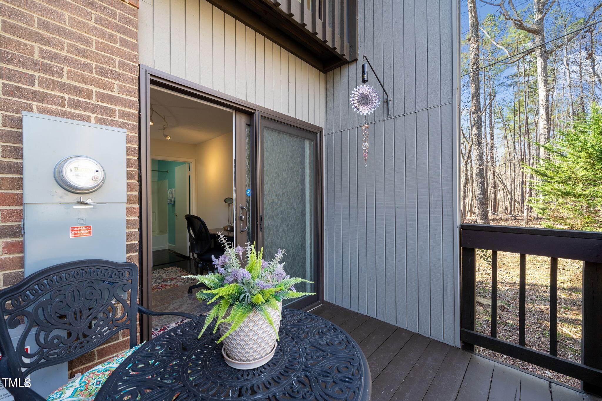 4231-F American Drive