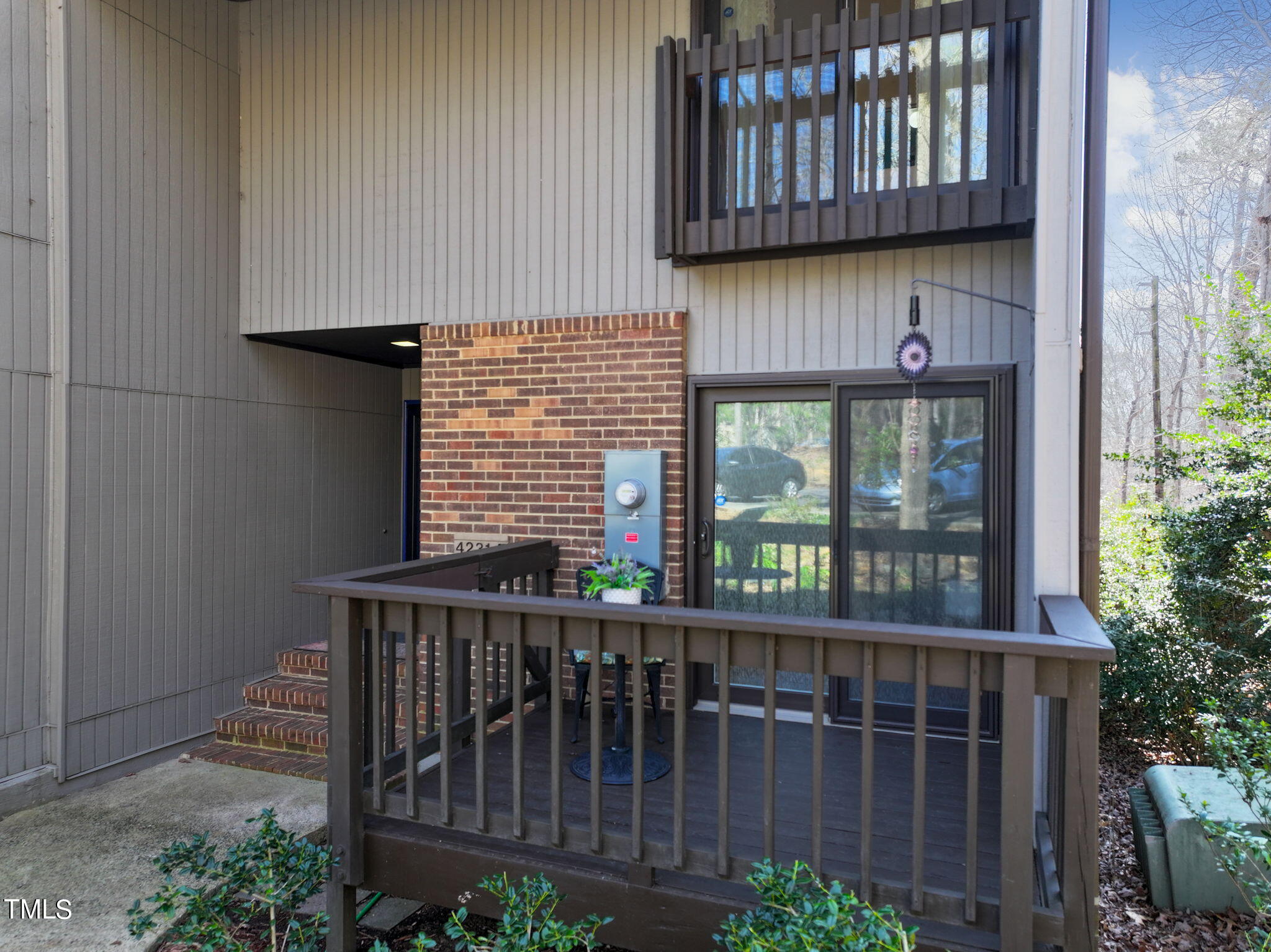 4231-F American Drive