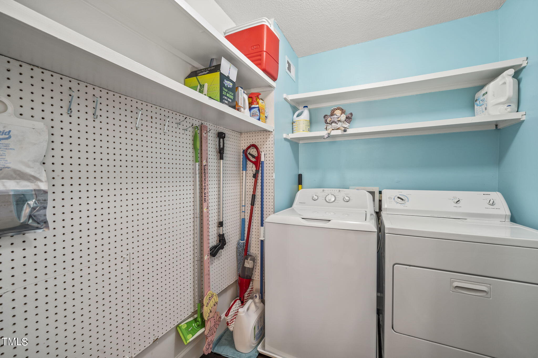 4231-F American Drive