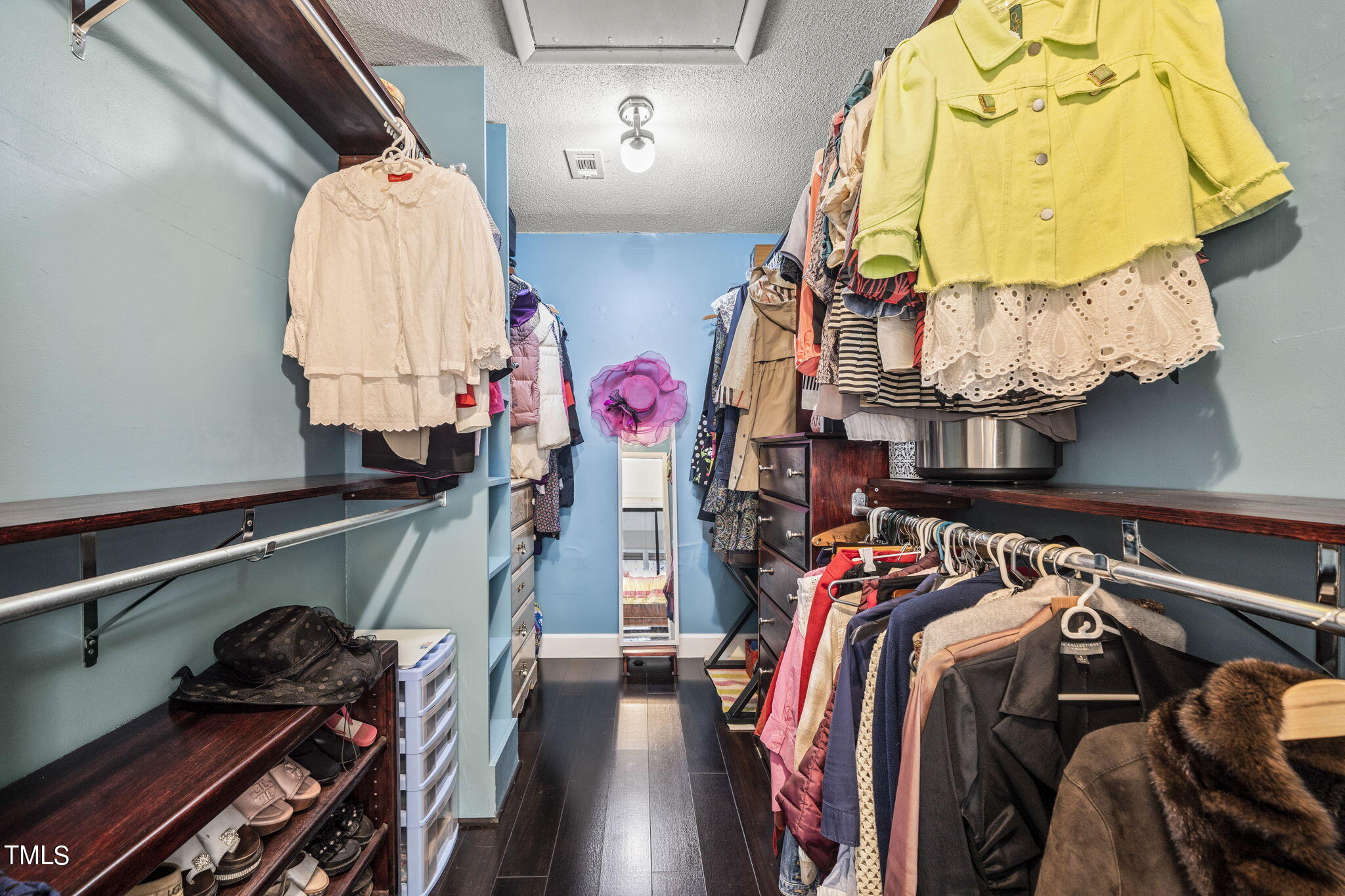 4231-F American Drive