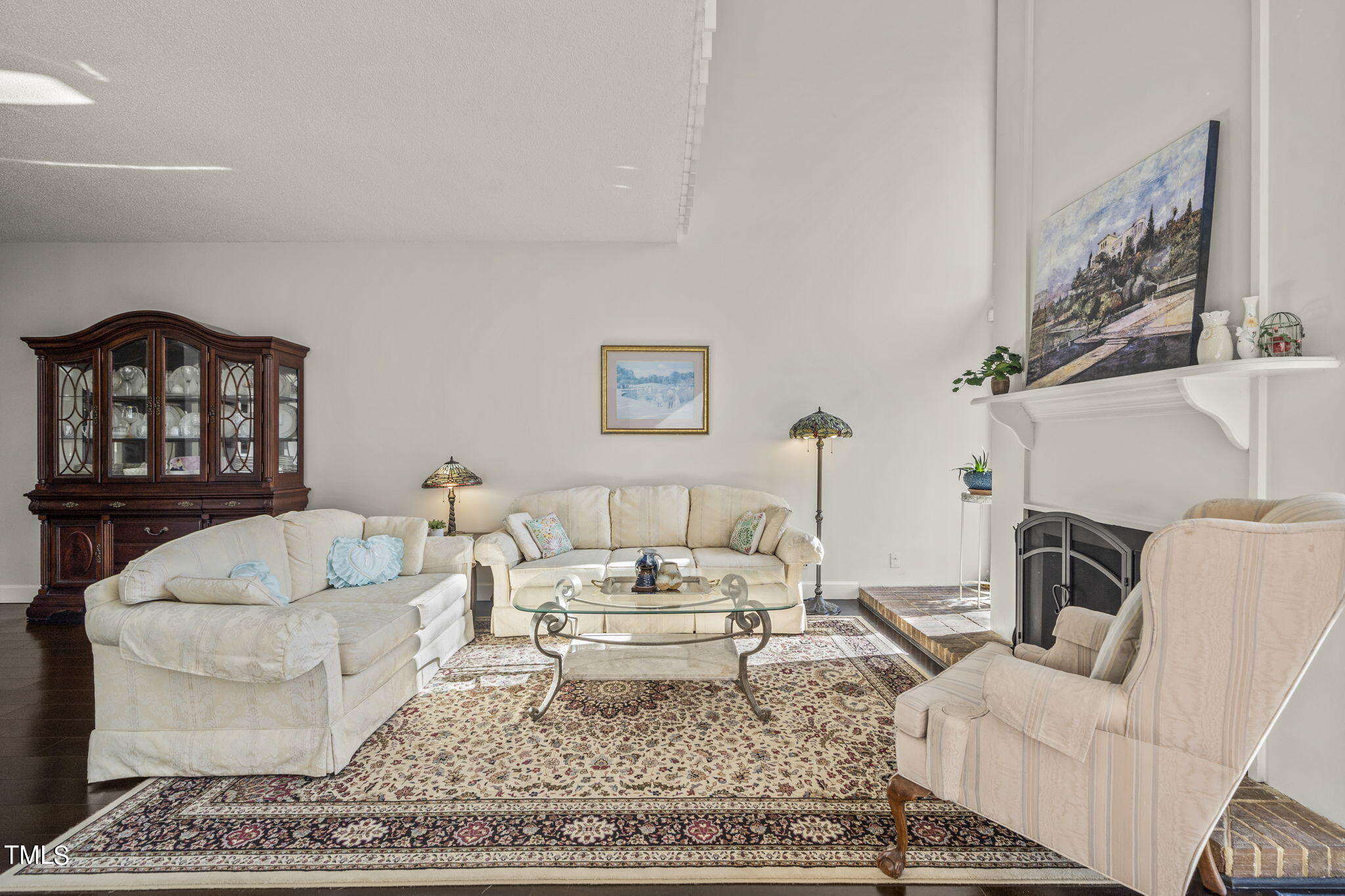 4231-F American Drive