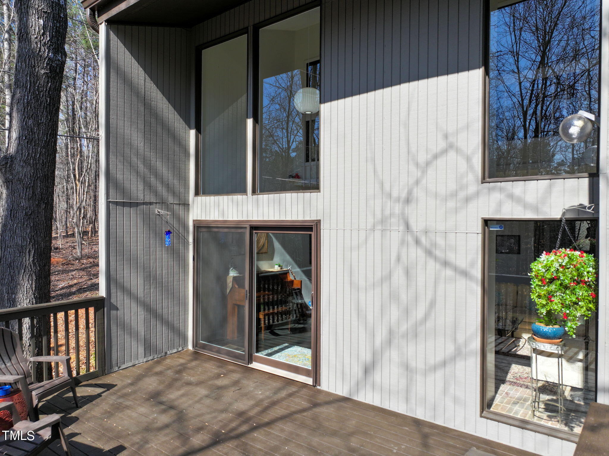 4231-F American Drive