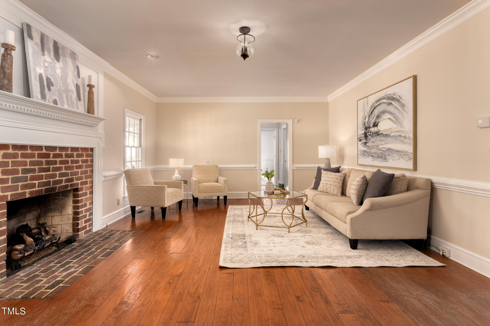 102 Sturbridge Lane