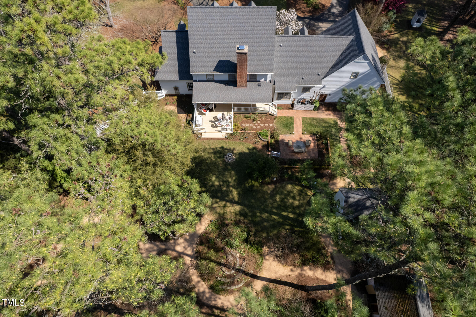 102 Sturbridge Lane