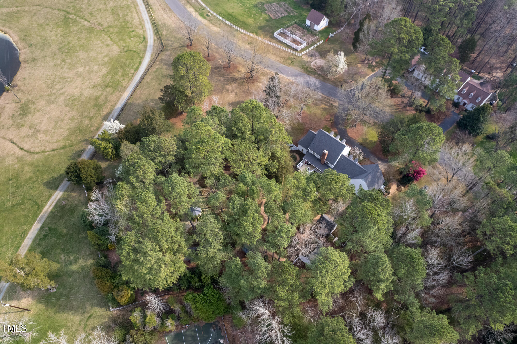 102 Sturbridge Lane