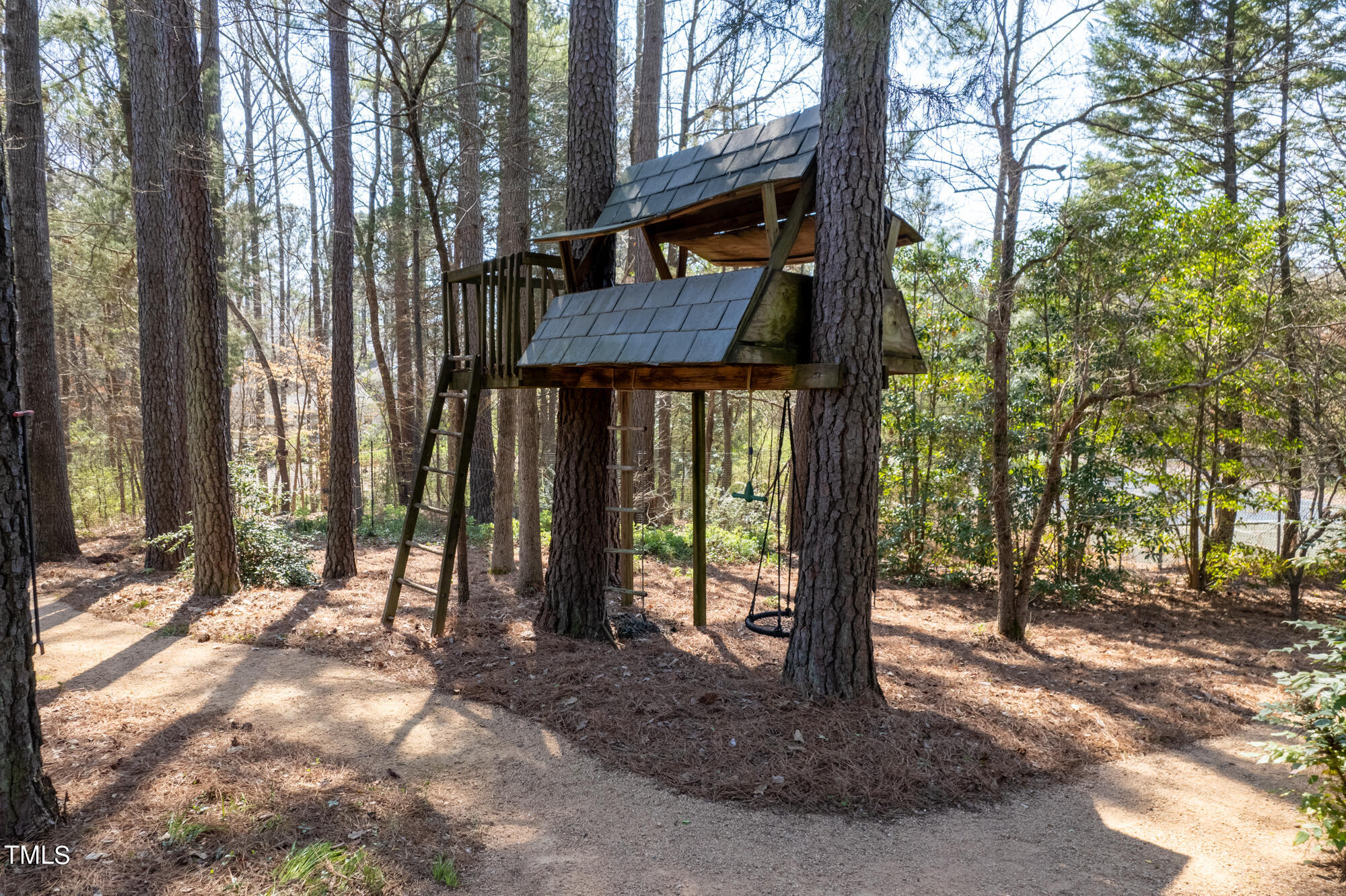 102 Sturbridge Lane