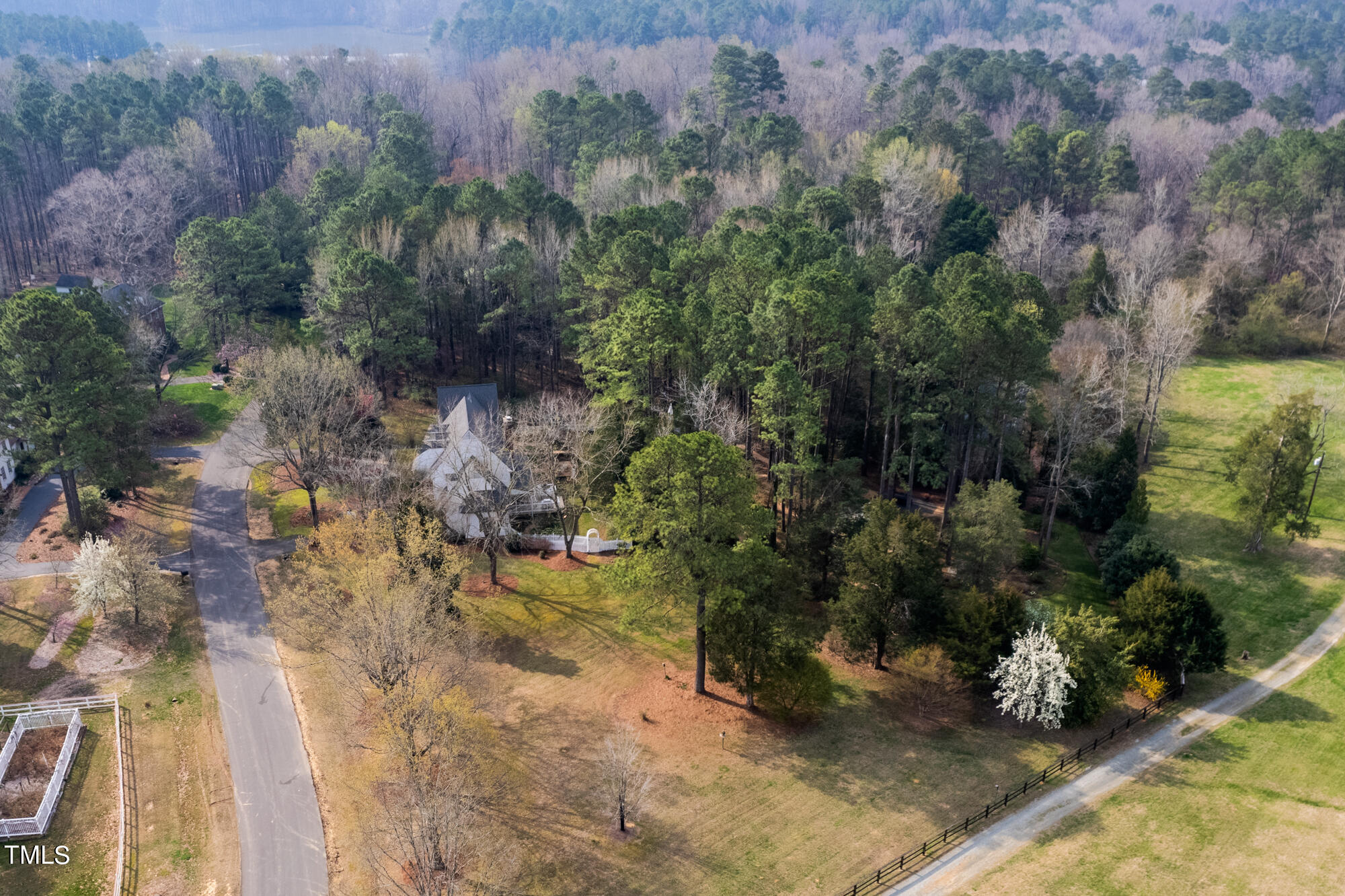 102 Sturbridge Lane