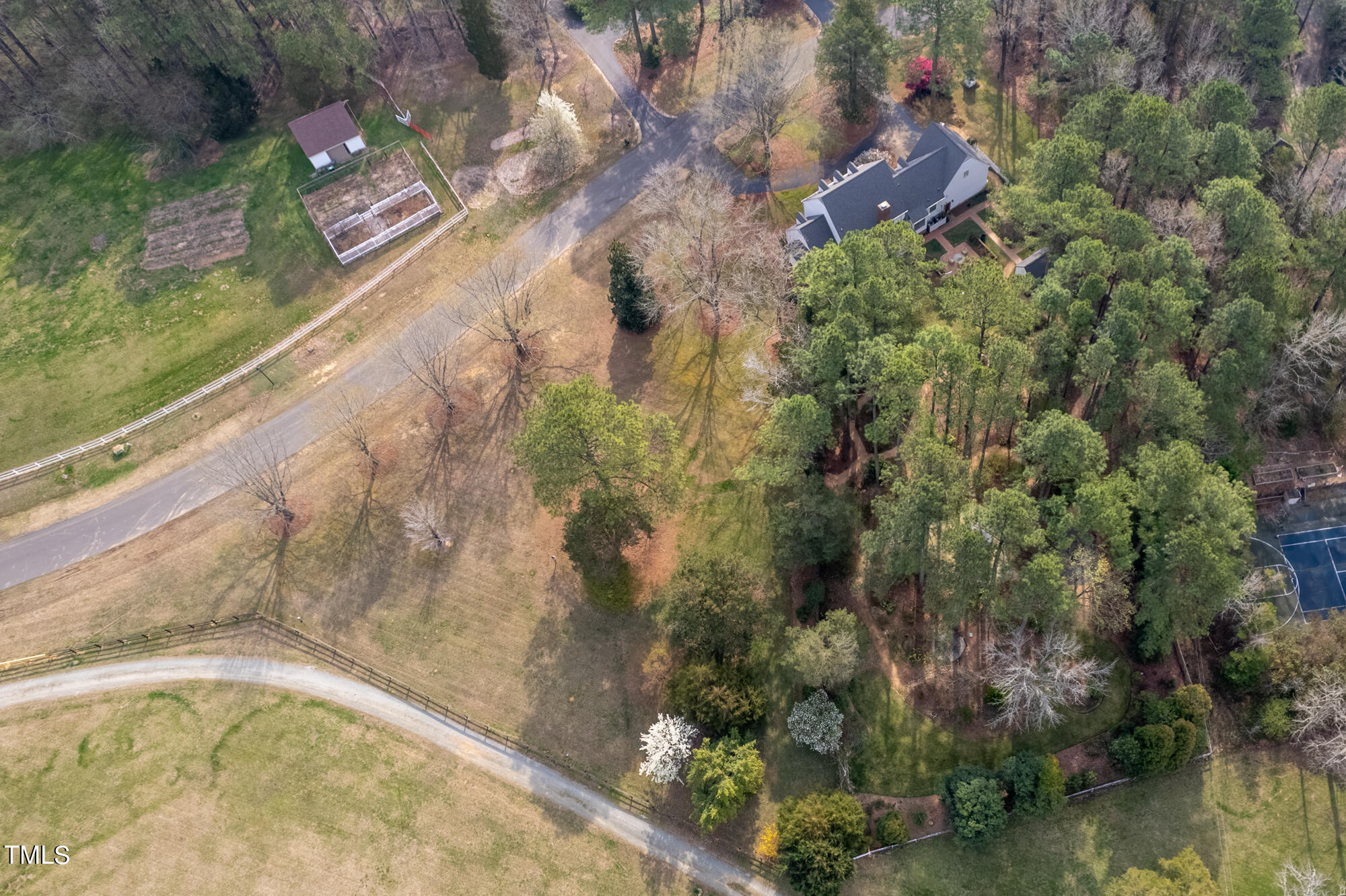 102 Sturbridge Lane