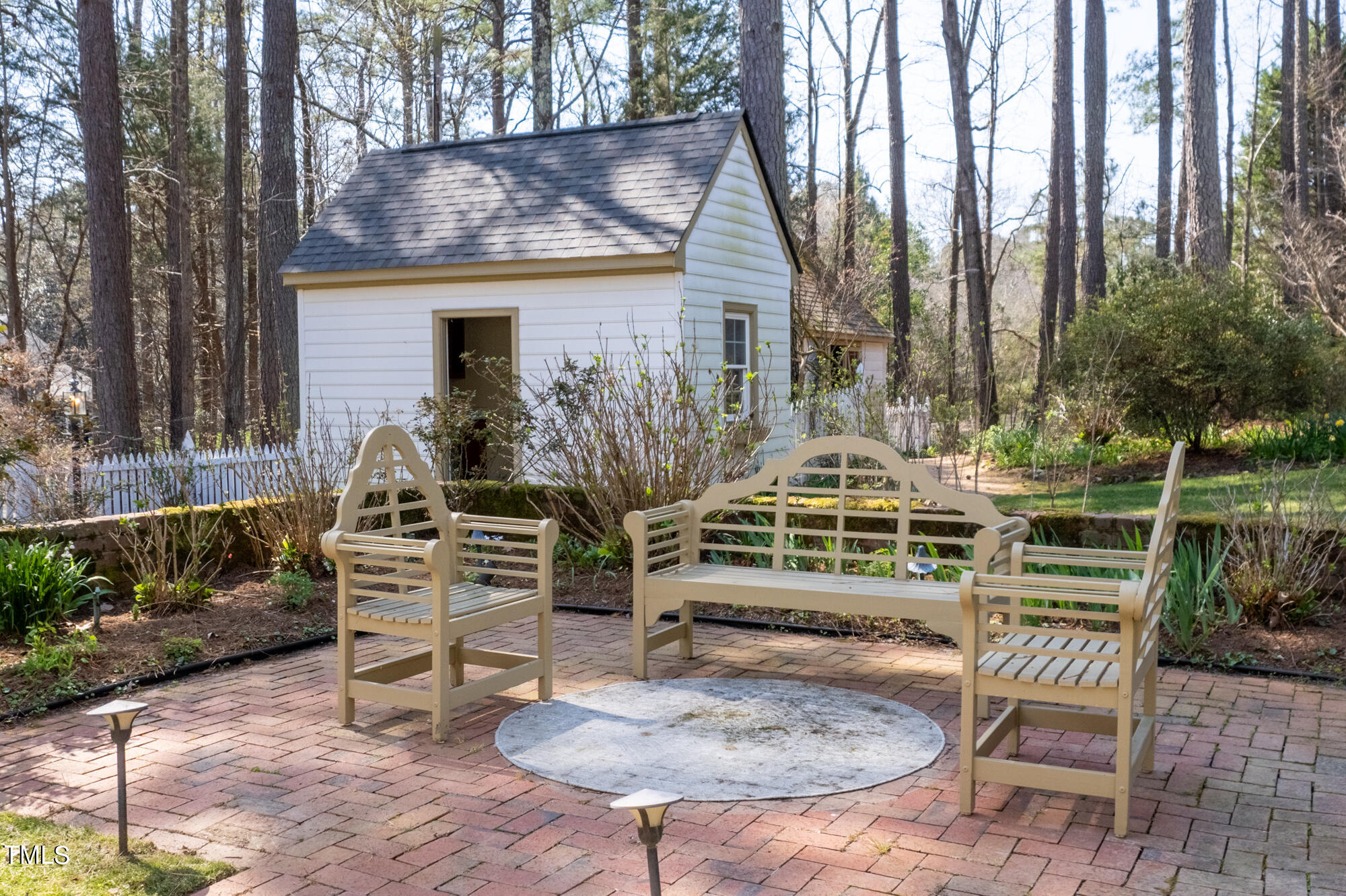 102 Sturbridge Lane