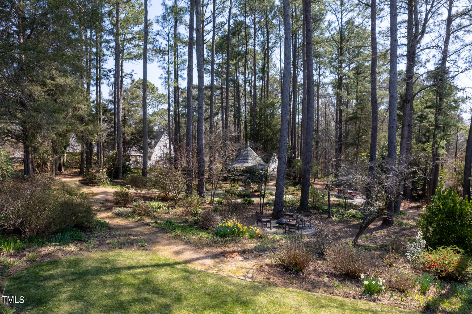 102 Sturbridge Lane